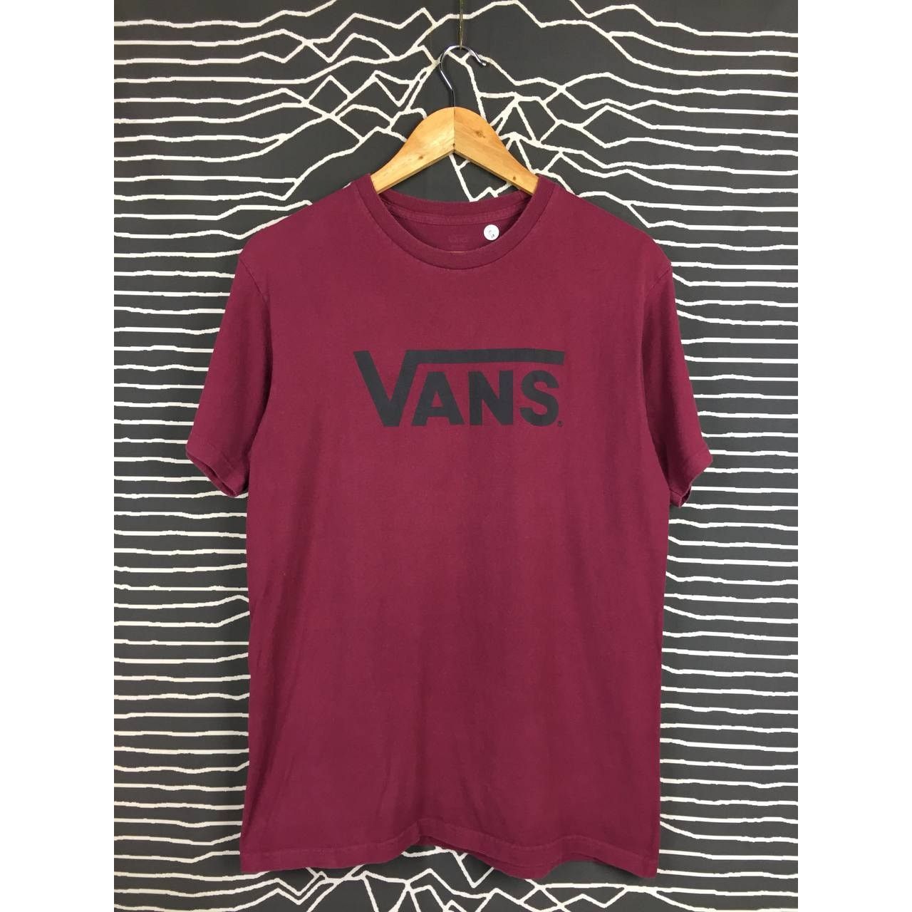 Vans Skateboards Classic Spell Out Logo Skate Tee Size M Hoodie, Sweatshirt | FlexRushtees.com