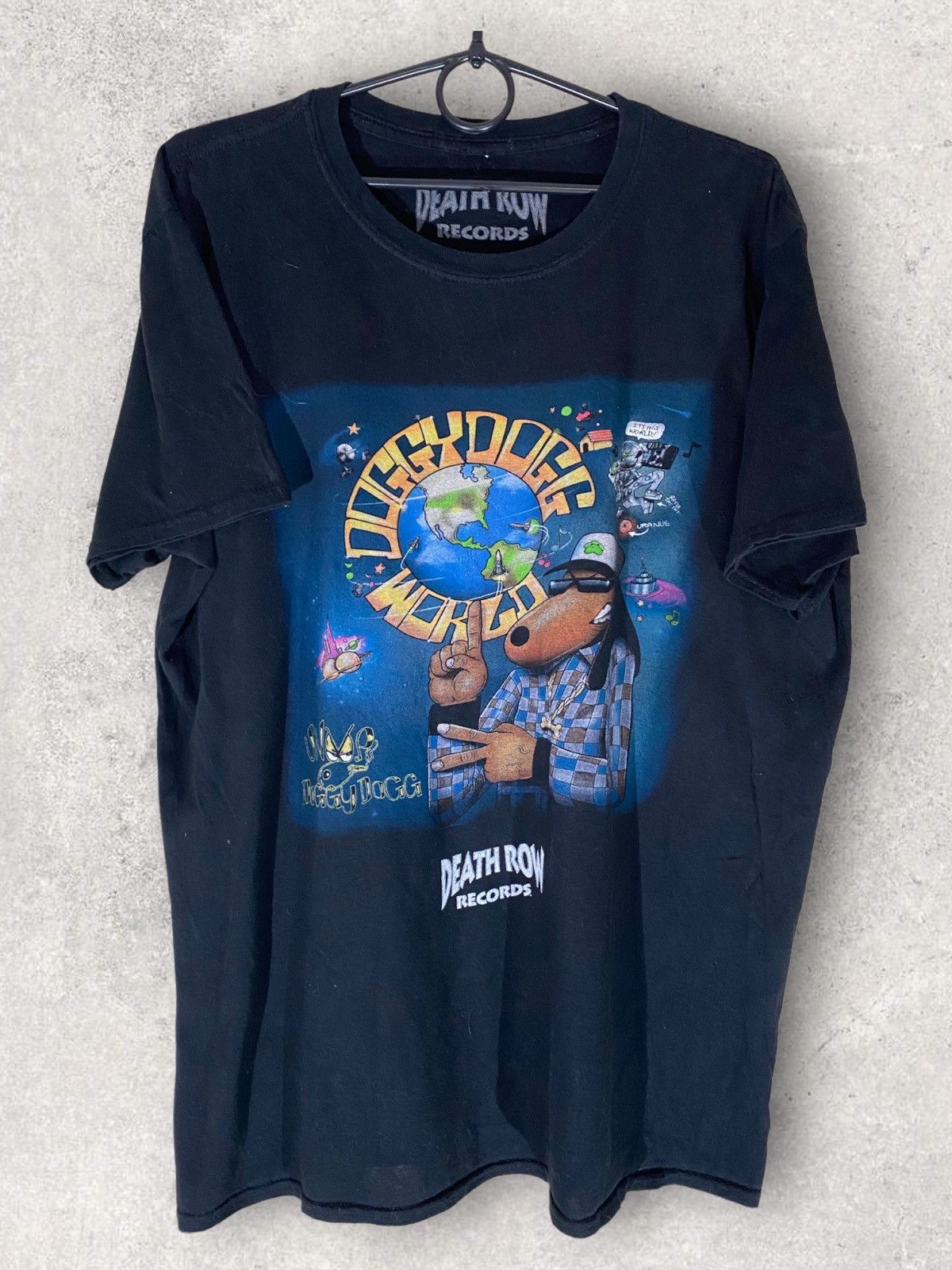 Dogg Snoop Doggy Dogg World Album Hip Hop Tee L Hoodie, Sweatshirt | FlexRushtees.com