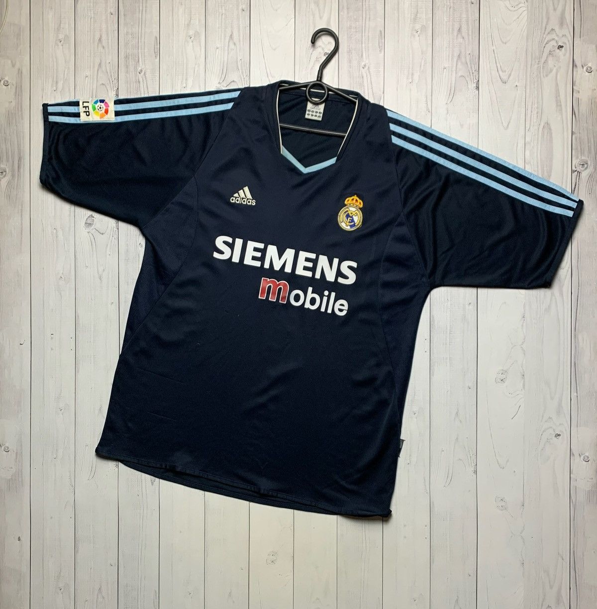 Vintage Real Madrid Soccer Tee Navy Siemens Size L Hoodie, Sweatshirt | FlexRushtees.com