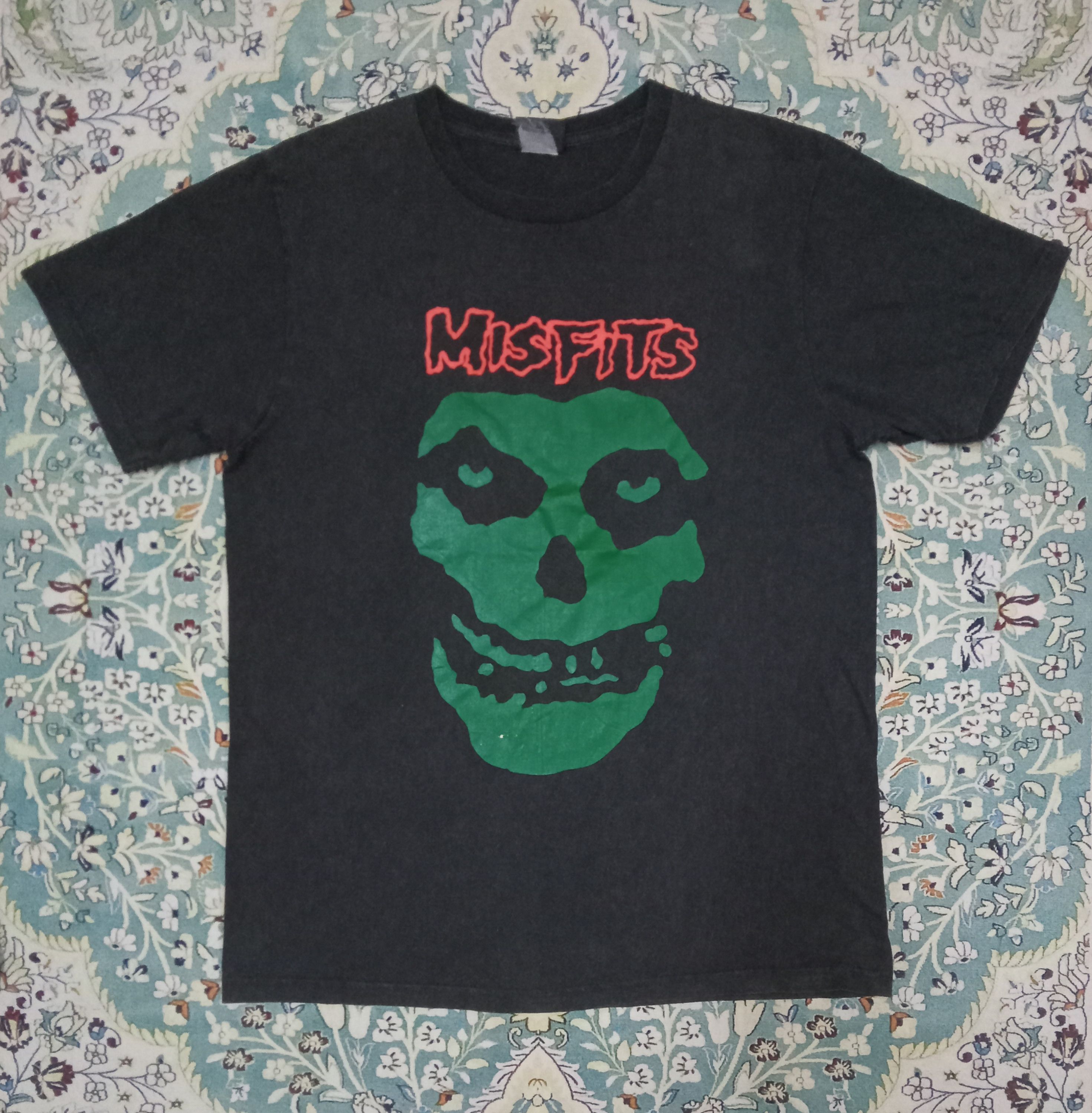 Misfits X Vintage Vintage Misfits Y2k T Shirt Hoodie, Sweatshirt | FlexRushtees.com