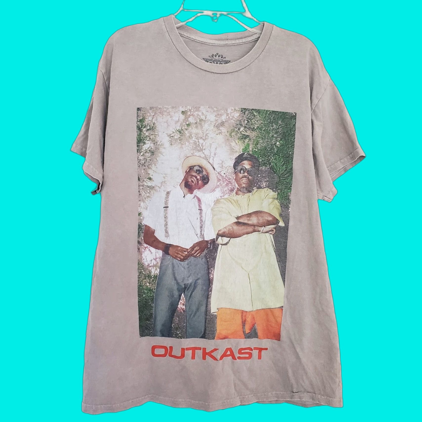Vintage Outkast Gray Graphic Portrait Short Sleeve T Shirt Adult M Gray Cracking Hoodie, Sweatshirt | FlexRushtees.com