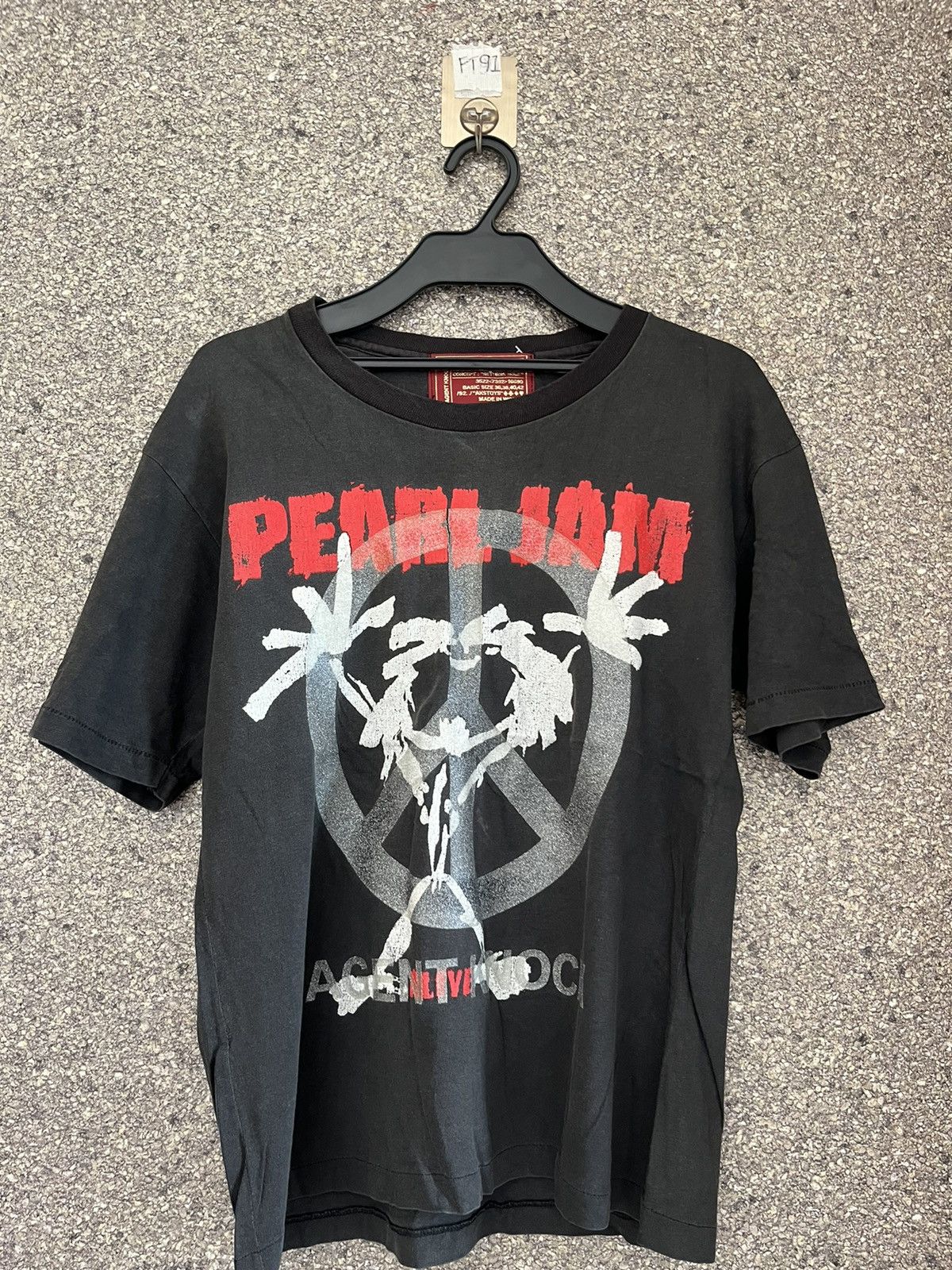 Vintage Pearl Jam Ft91 T-Shirts, Hoodie, Sweatshirt | FlexRushtees.com