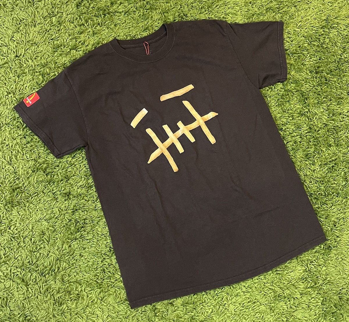 Scott Travis Scott Cactus Jack Mcdonalds French Fry Tee Size Small Hoodie, Sweatshirt | FlexRushtees.com