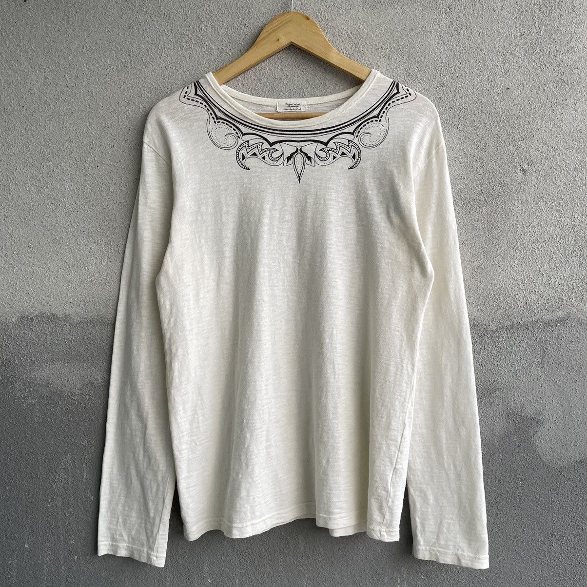 Japanese Brand Vintage Y2k Tribal Tattoo Design Tee Shirt