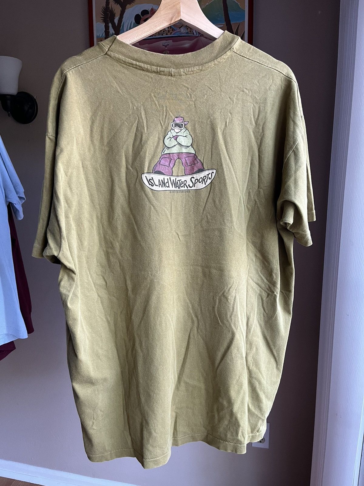 Vintage 90s Snowboarding Tshirt