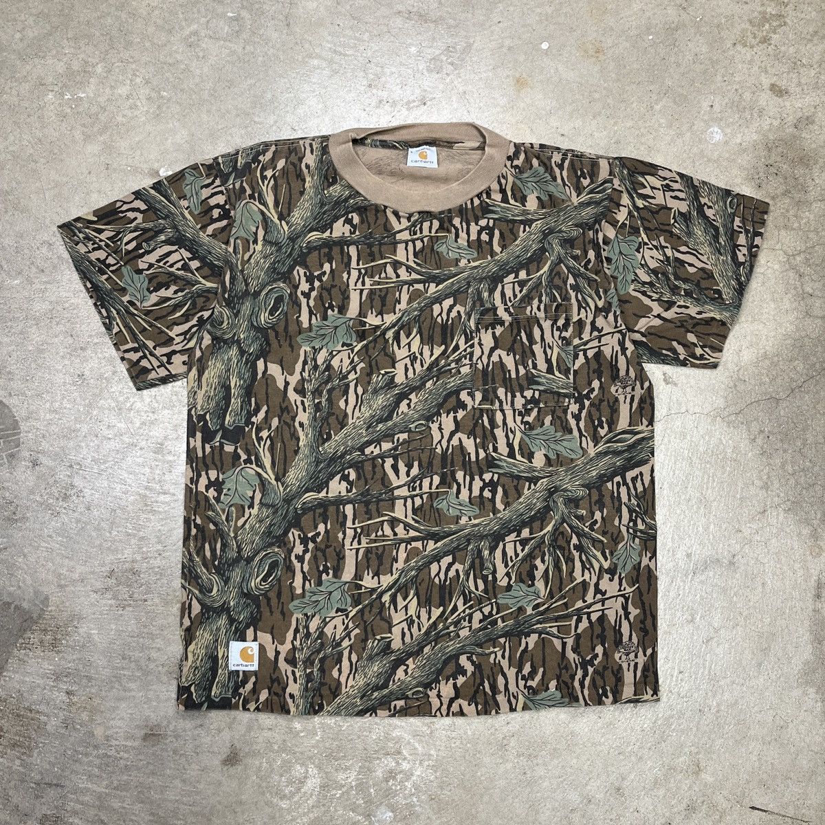Vintage Carhartt Camo Mossy Oak Original Pocket Tee