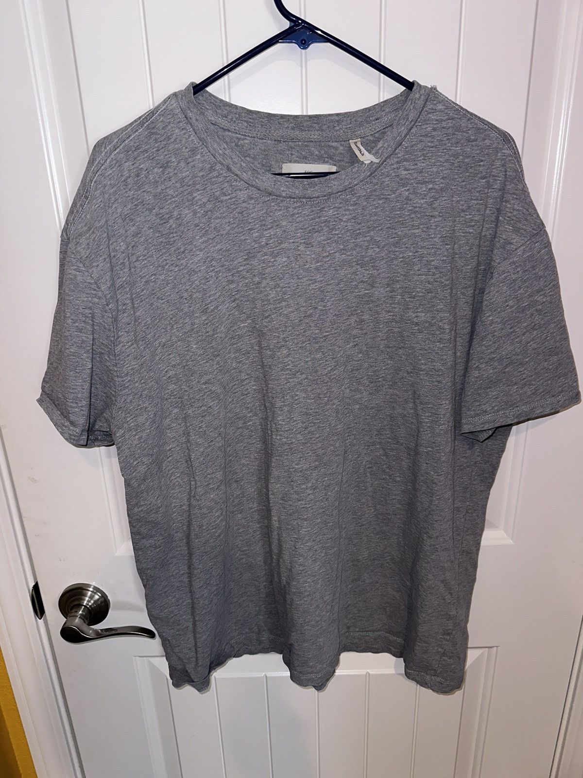 Essentials Fog Grey Logo Tee Hoodie, Sweatshirt | FlexRushtees.com