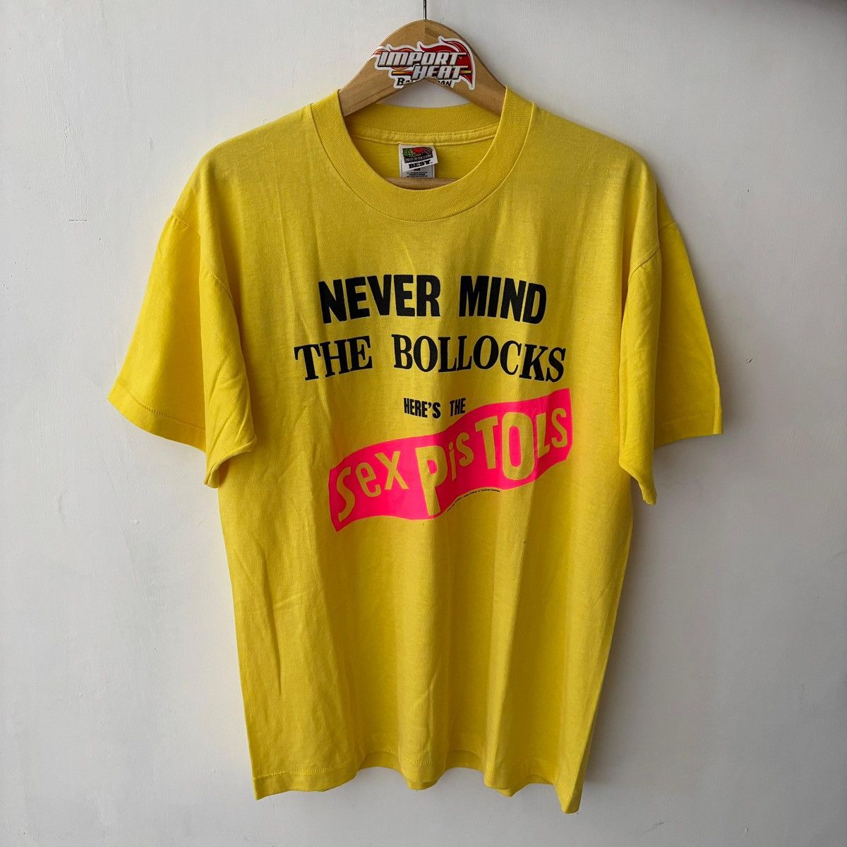 Fruit Of The Loom 1996 Sex Pistols The Filthy Lucre Tour Vintage Shirt Hoodie, Sweatshirt | FlexRushtees.com