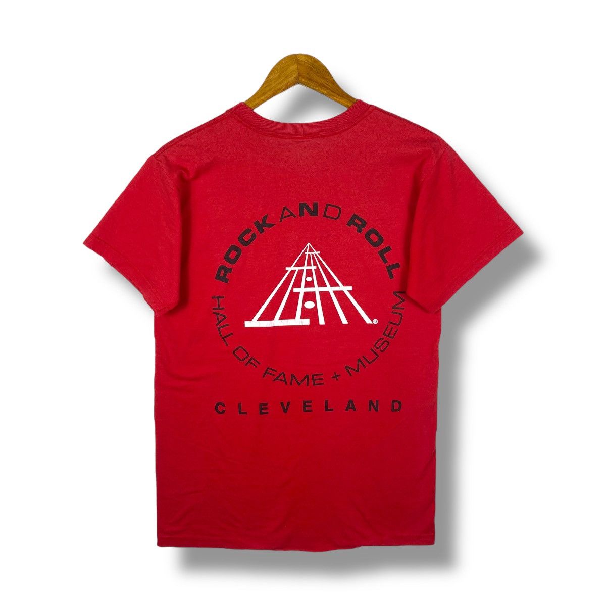 Vintage 90 S Cleveland Rock Roll Hall Of Fame Museum Tee Hoodie, Sweatshirt | FlexRushtees.com