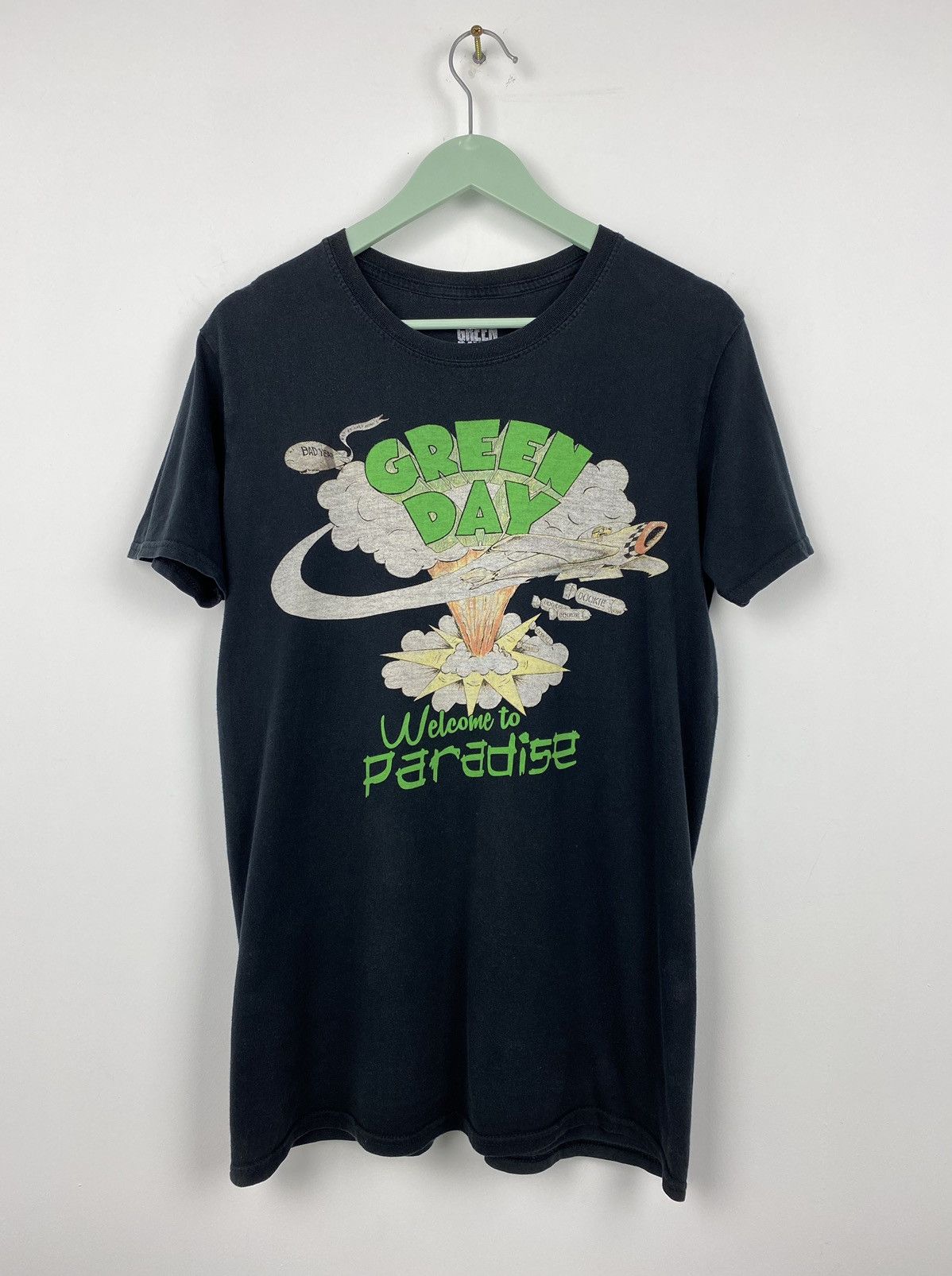 Band Tees Vintage Y2k Green Day Paradise T Shirt Blink 182 Oasis Hoodie, Sweatshirt | FlexRushtees.com