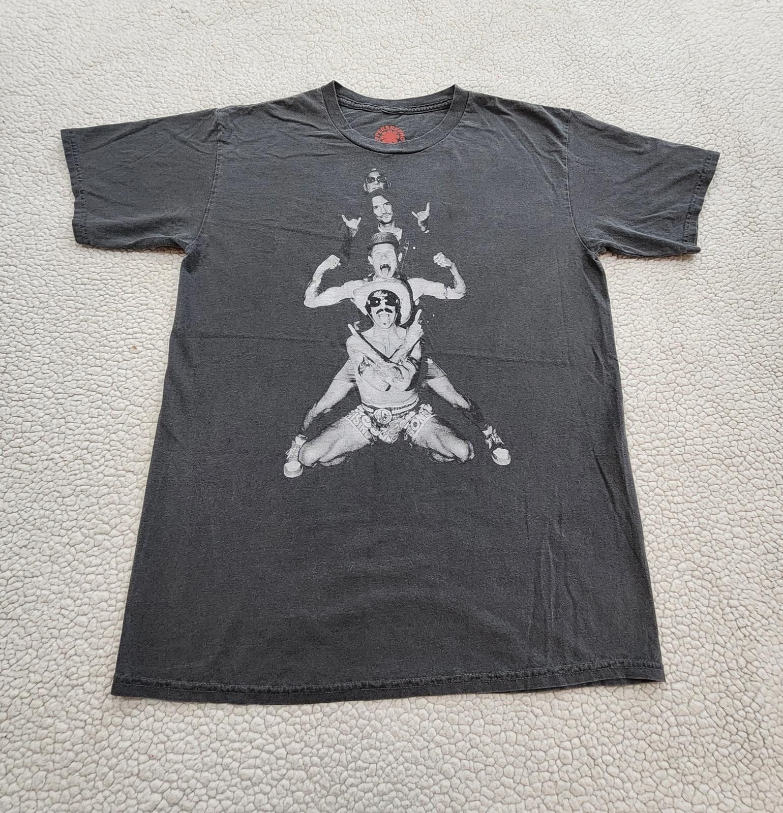 Other Red Hot Chili Peppers Unlimited Love World Tour 2022 Grey T-Shirts, Hoodie, Sweatshirt | FlexRushtees.com
