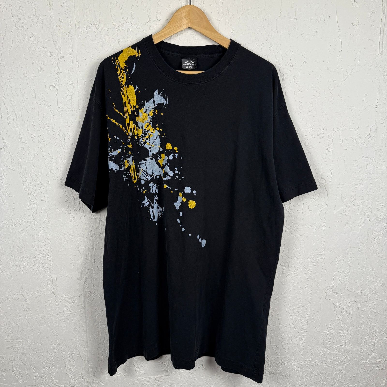 Vintage Y2k Oakley Tee Black Xxl Skate Streetwear Logo Hoodie, Sweatshirt | FlexRushtees.com