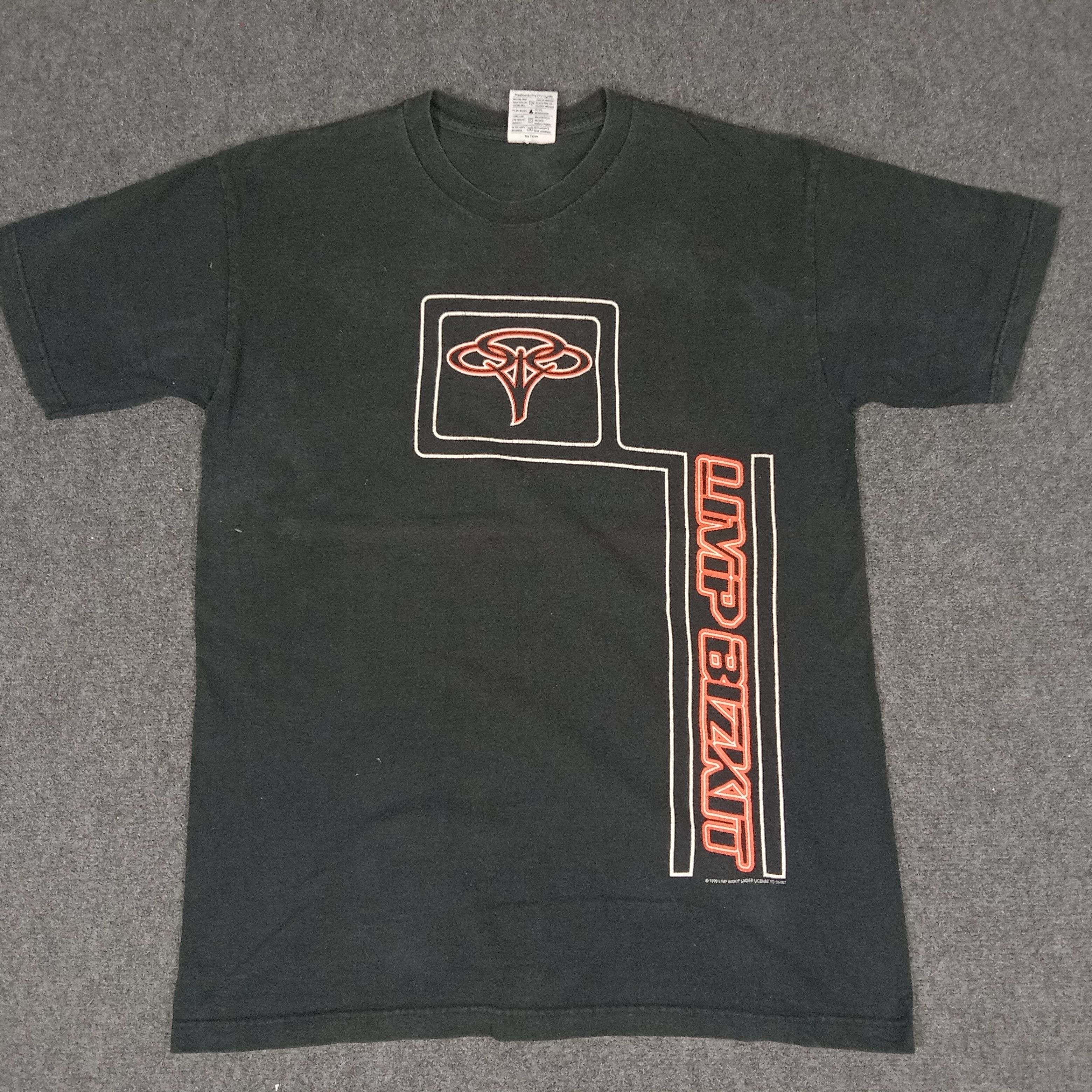 Vintage 90 S Limp Bizkit American Rock Band Tour Tshirt Hoodie, Sweatshirt | FlexRushtees.com