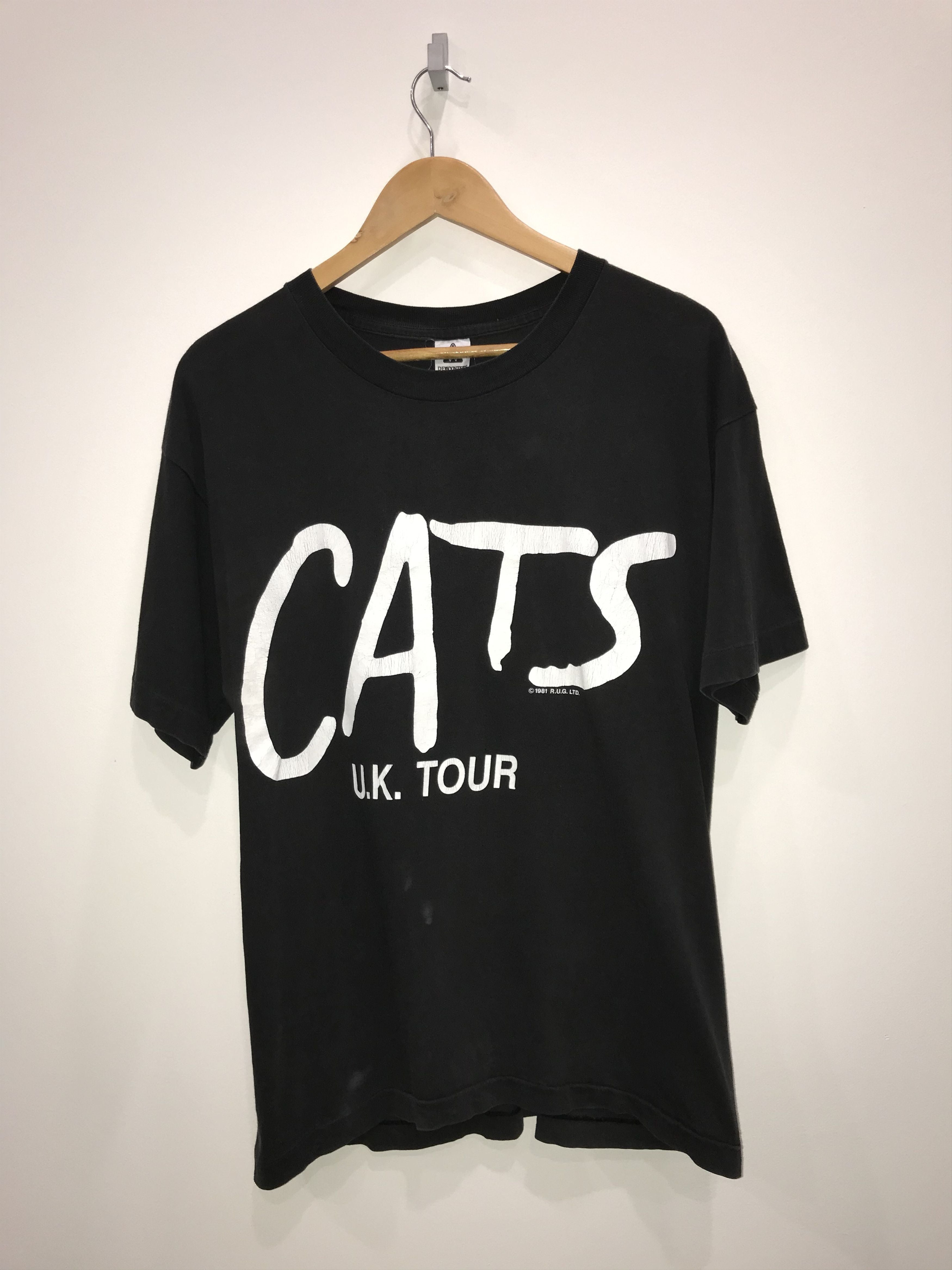 Band Tees Vintage Cats 1981 Uk Tour Tee Hoodie, Sweatshirt | FlexRushtees.com