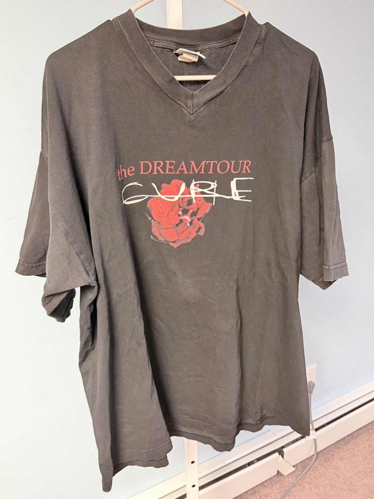 Band Tees 2000 The Cure Dream Tour Vintage Tee Hoodie, Sweatshirt | FlexRushtees.com
