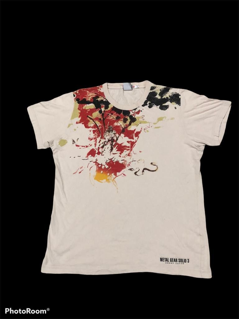 Uniqlo Metal Gear Solid 25th Anniversary X Uniqlo T Shirt