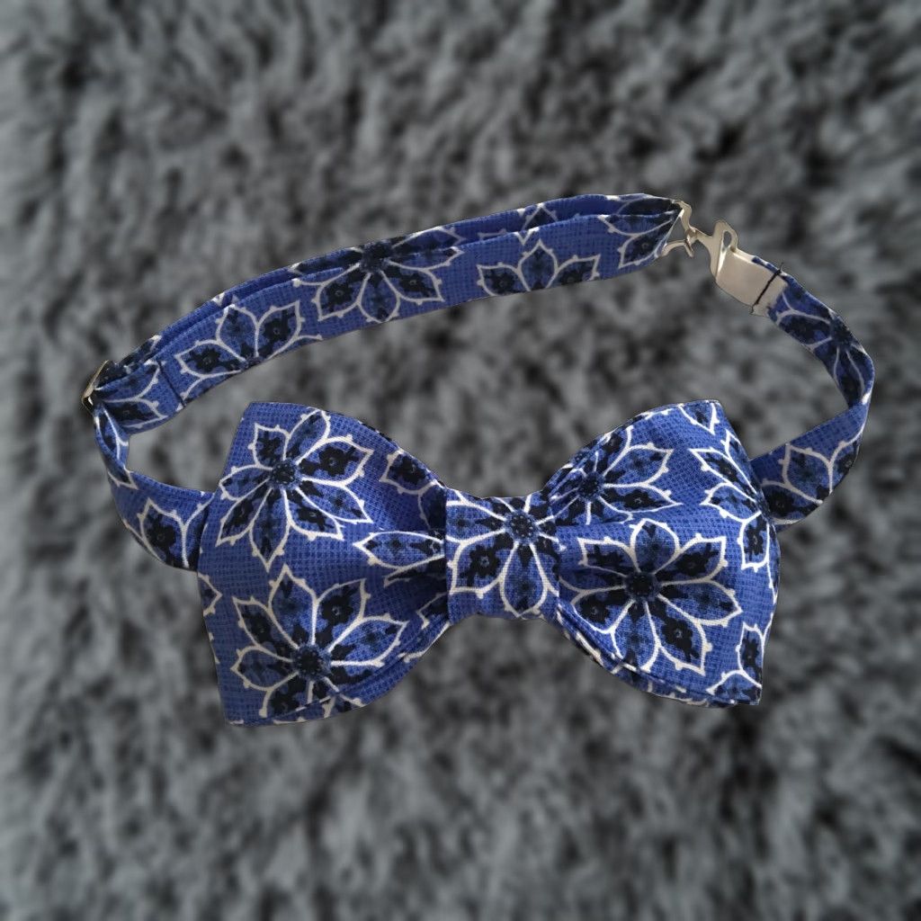 Vintage New Custom Mens Bow Tie Pre Tied Adjustable Blue Black Floral Handmade Bowtie