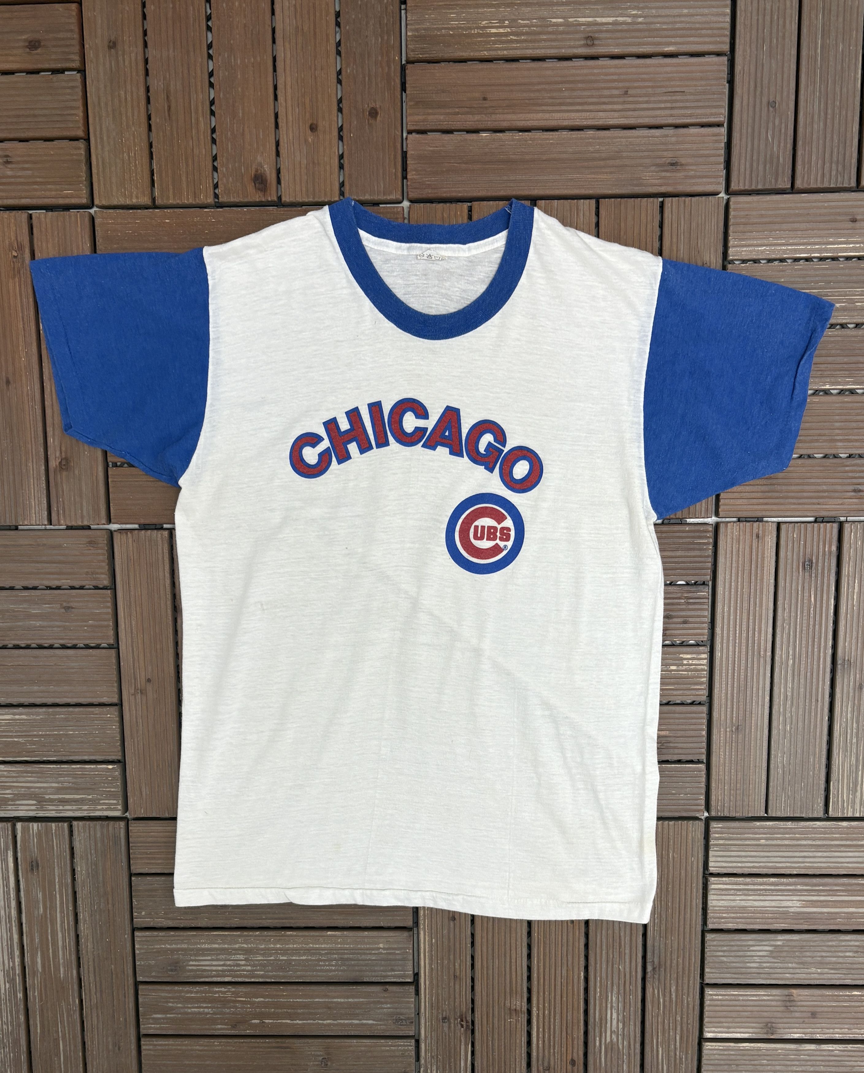 Chicago Cubs Vintage White T Shirt Tee Hoodie, Sweatshirt | FlexRushtees.com