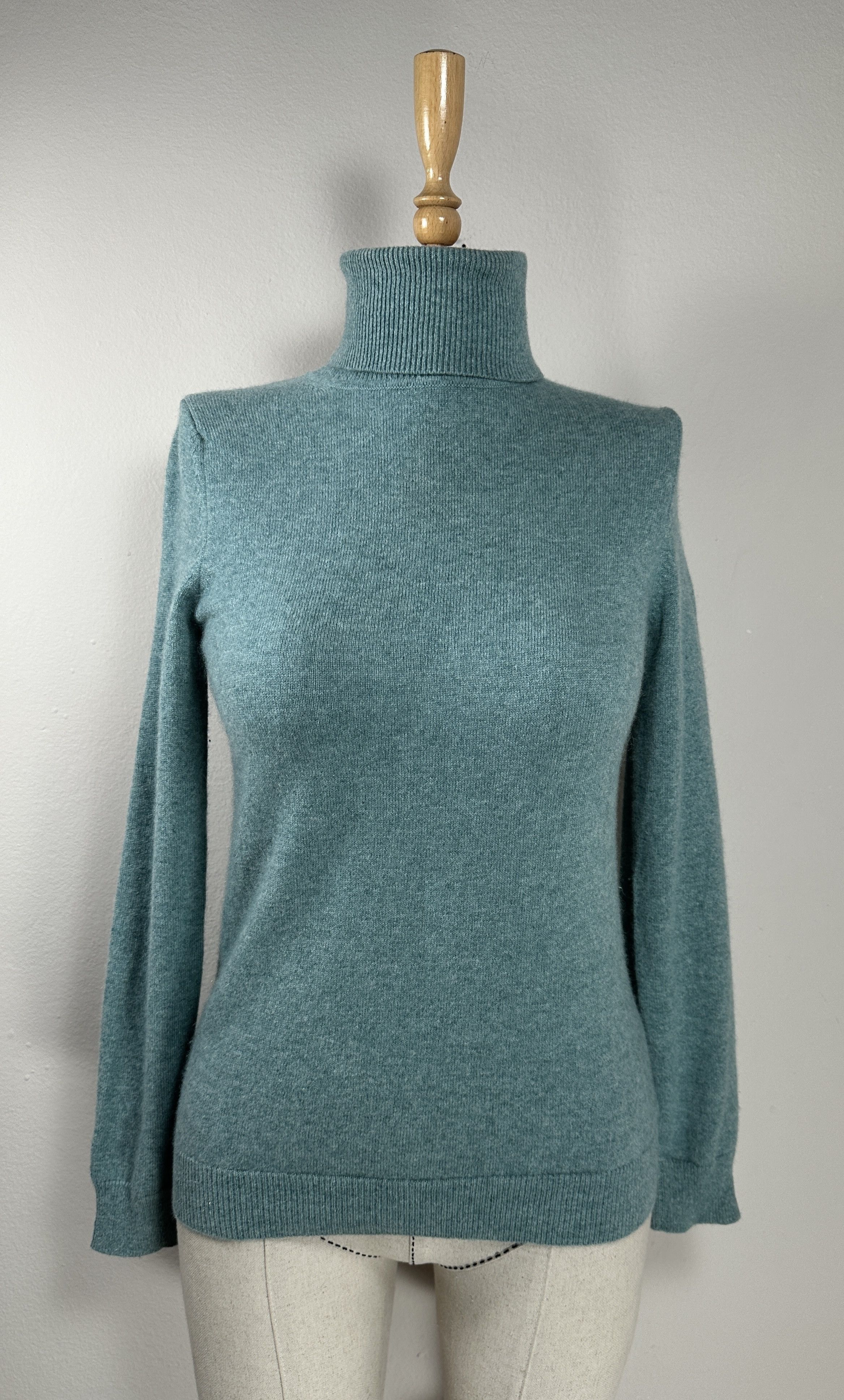 Bompard Cashmere Jumper T-Shirts, Hoodie, Sweatshirt | AU16VibeMintTees.com