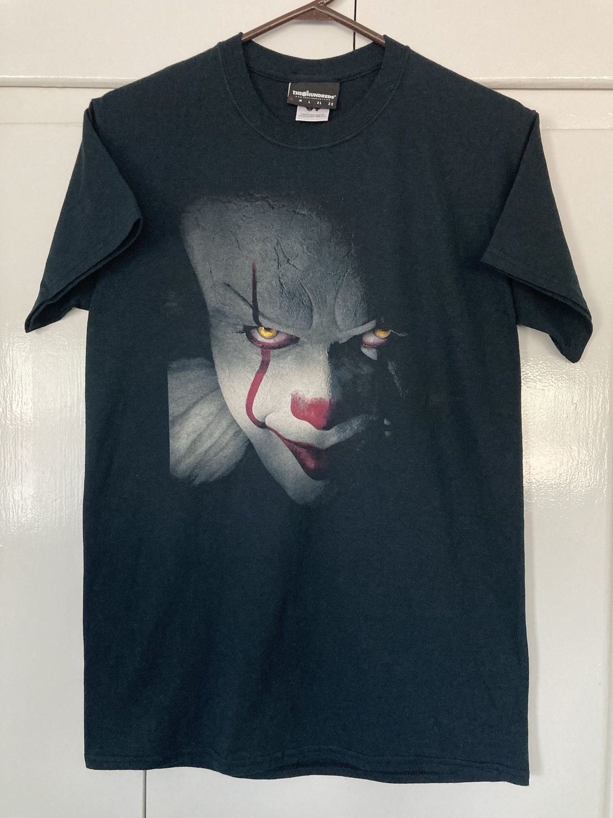 Hundreds The Hundreds It T Shirt Pennywise Stephen King Horror Movie Hoodie, Sweatshirt | FlexRushtees.com