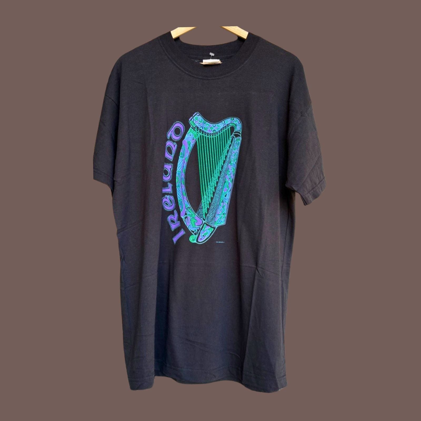 Vintage Vtg Ireland Tee Neon Harp Graphic Screen Stars 90s