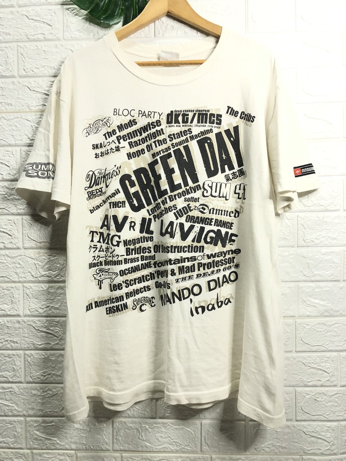 Vintage Early 2k Summer Sonic Tee Hoodie, Sweatshirt | FlexRushtees.com
