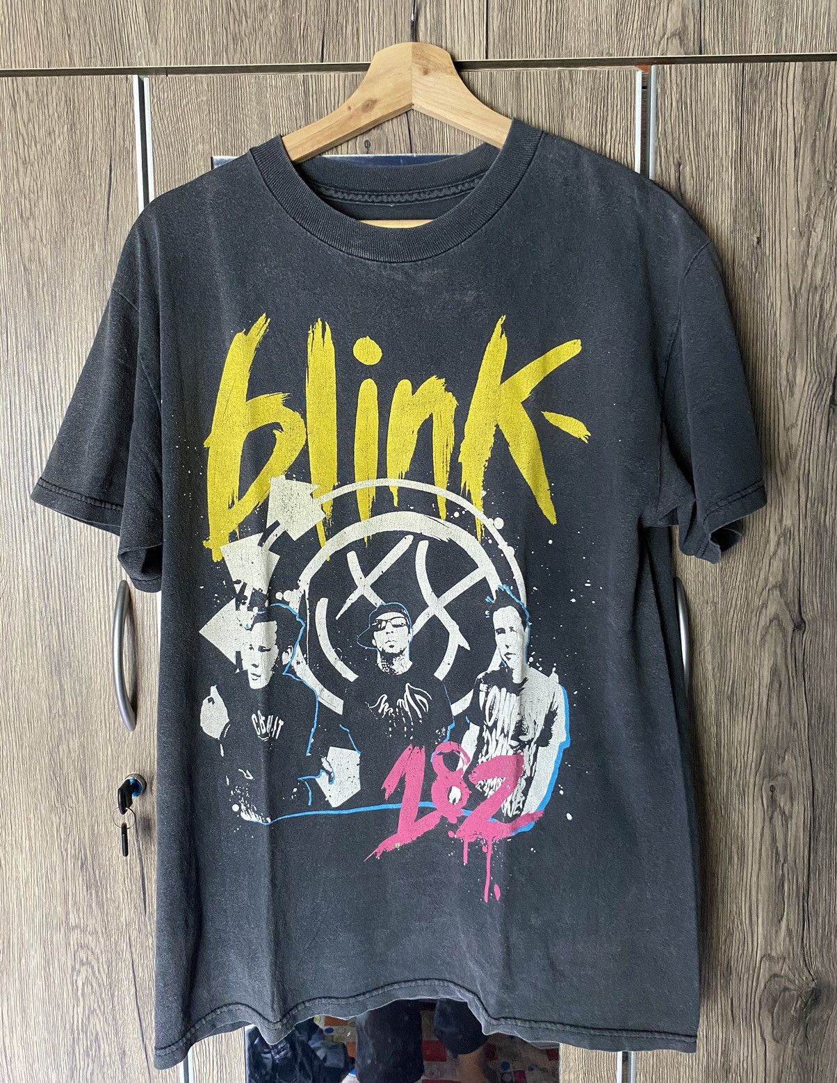 Vintage Y2k Blink 182 Tour 2009 T-Shirts, Hoodie, Sweatshirt | FlexRushtees.com