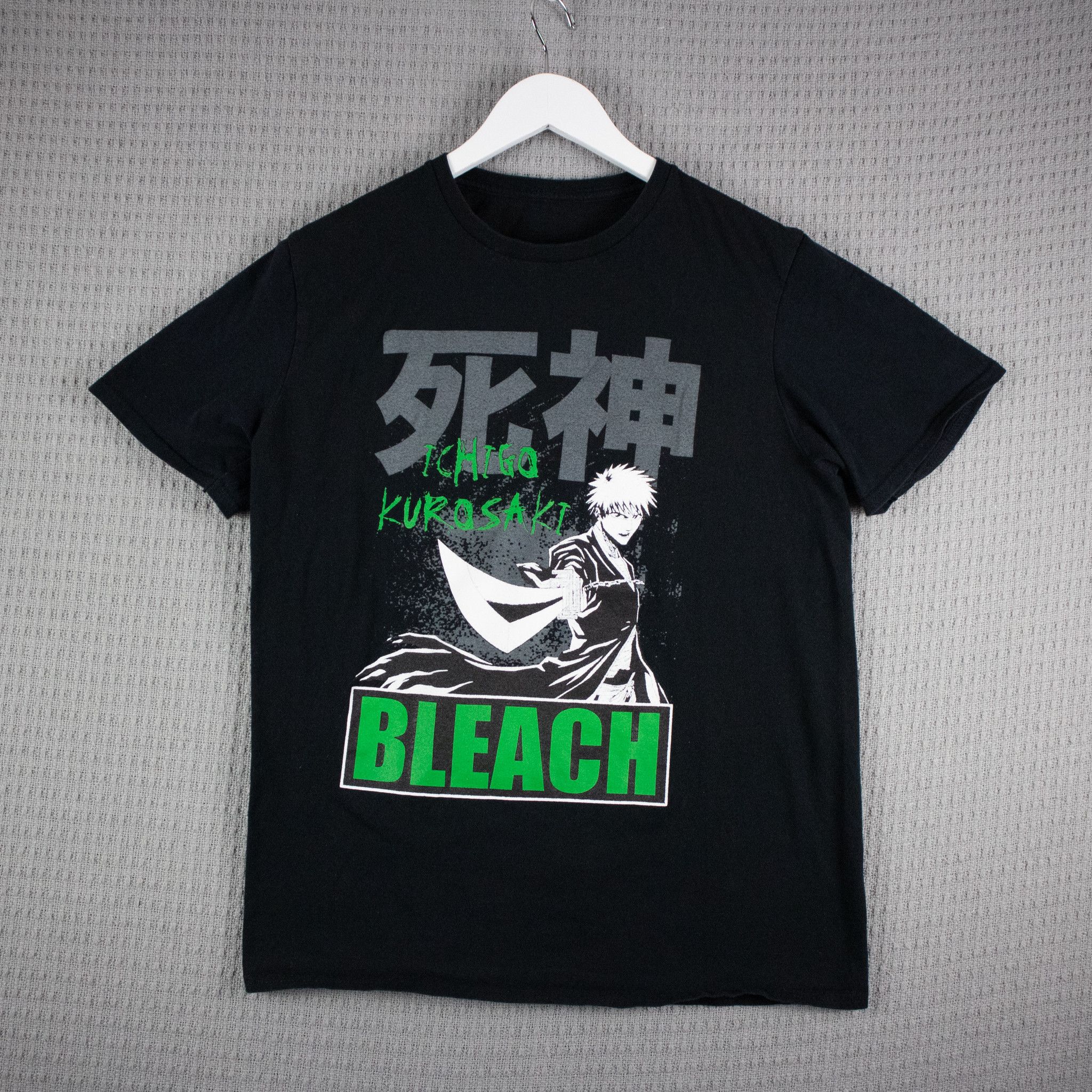 Bleach Anime Ichigo Tee Mens Medium Hoodie, Sweatshirt | FlexRushtees.com