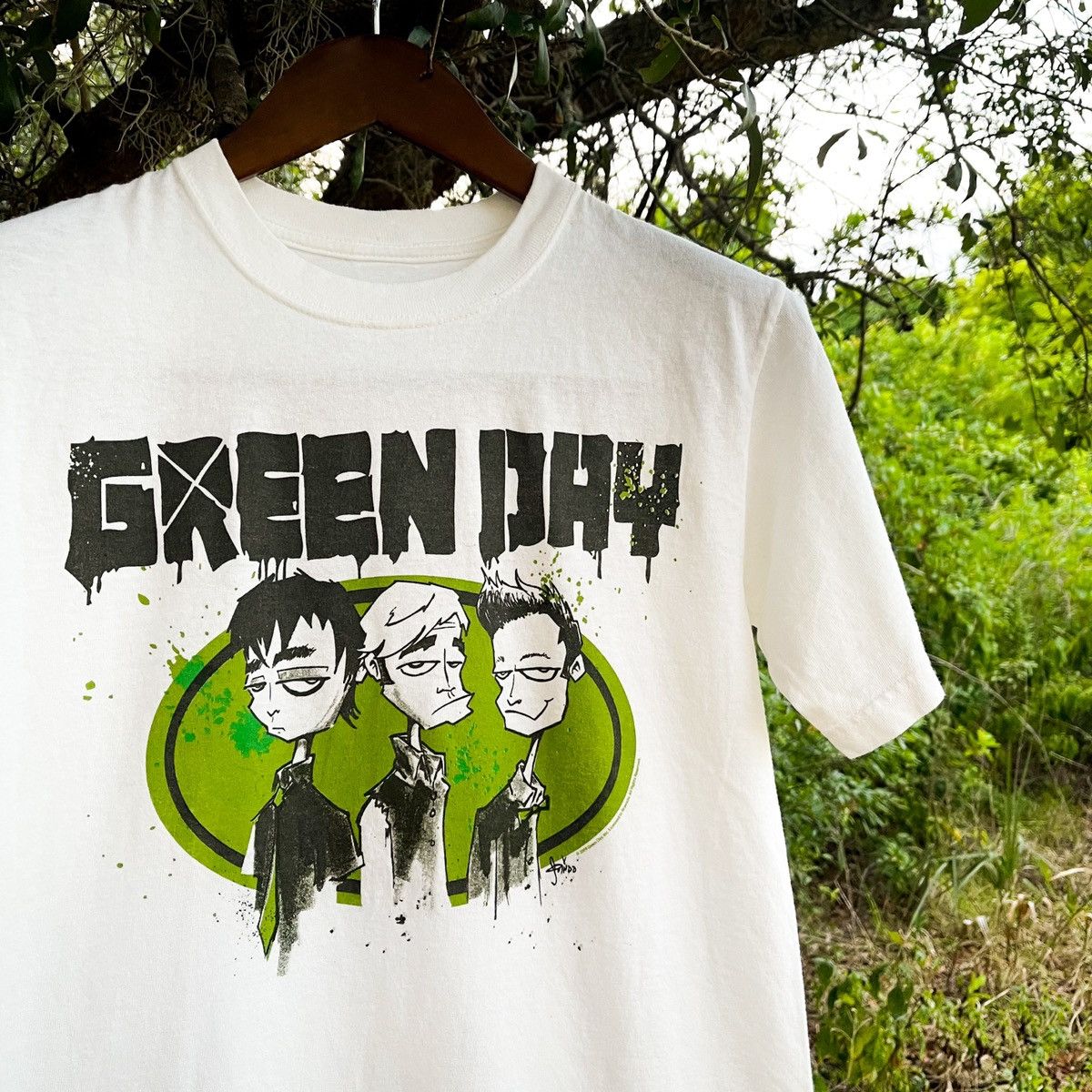 Vintage Green Day Band 2009 Tour Tee Hoodie, Sweatshirt | FlexRushtees.com