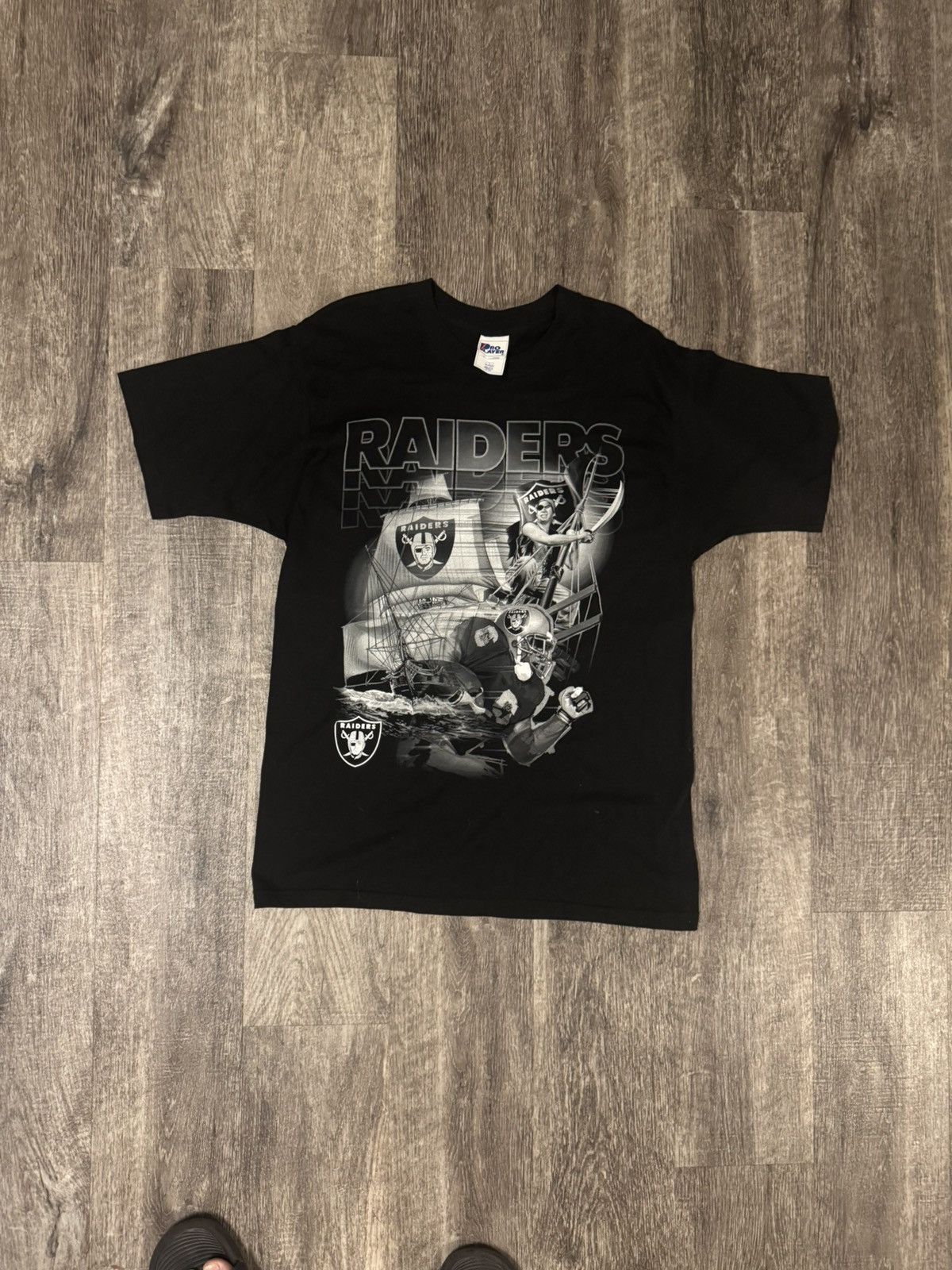 Pro Player Super Sick Vintage 90s Pro Player Oakland Raiders Tee