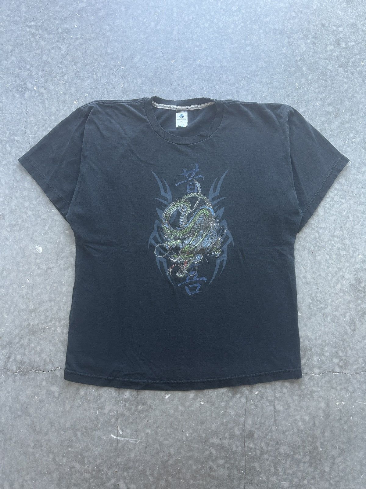 Vintage Y2k Phys Sci Tribal Dragon Graphic Tee
