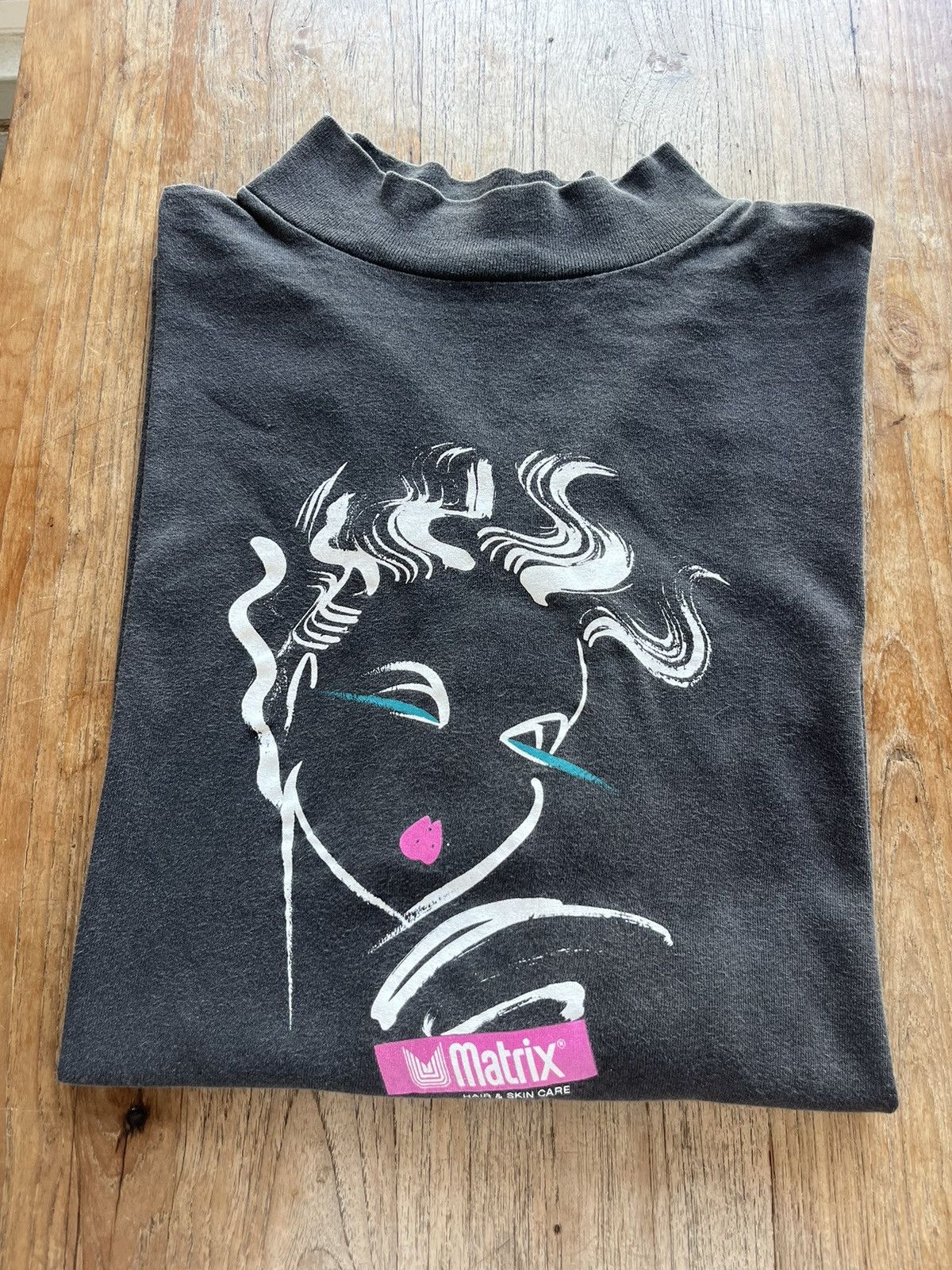 Vintage Matrix Hair Skin Care Art Design 90 S Tshirt