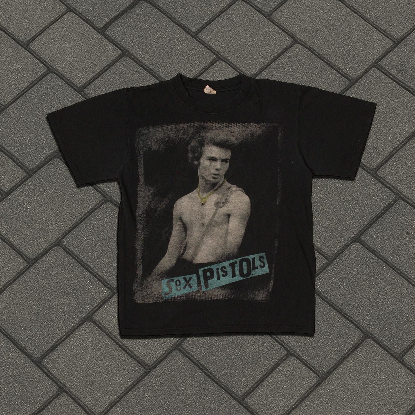 Vintage 2014 Sex Pistols Sid Tee Hoodie, Sweatshirt | FlexRushtees.com
