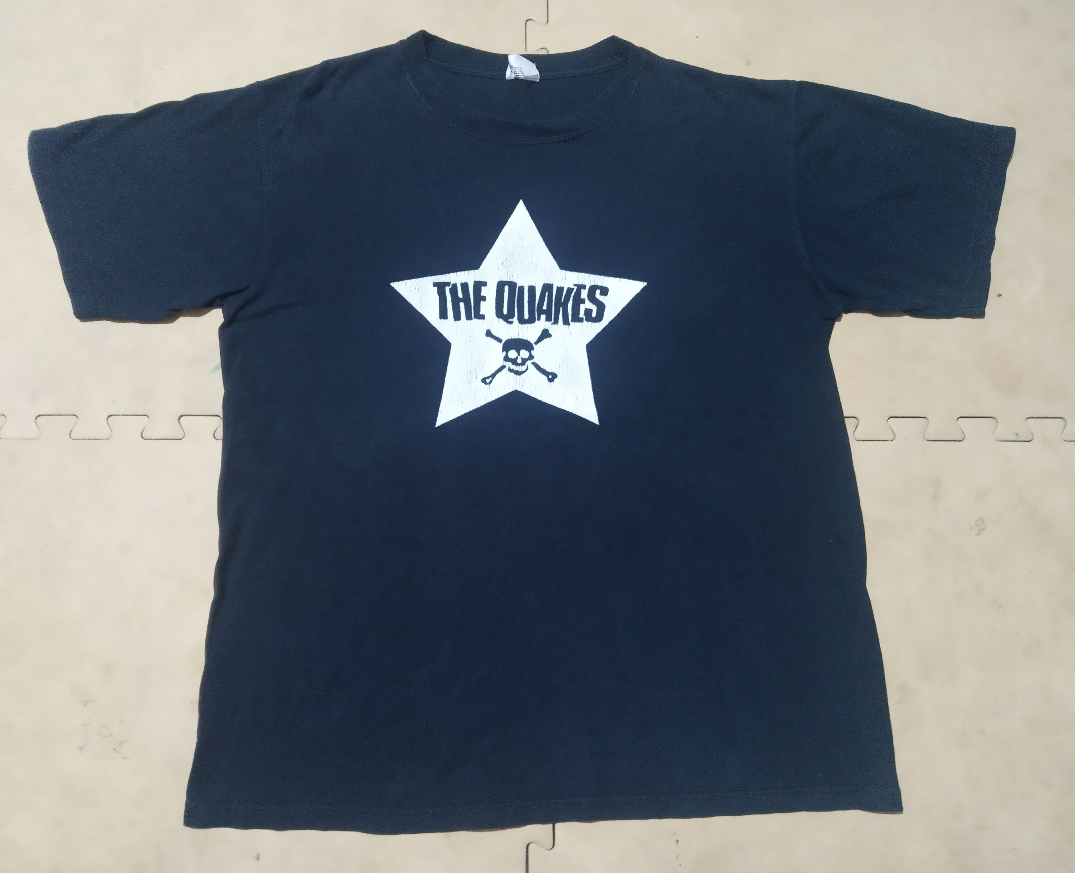 Japanese Brand The Quakes Japan Rock 2005