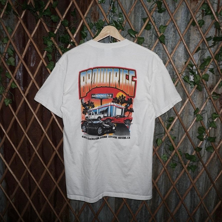 Medium Vintage Y2k Car Brown Rig Tire Inc 2000s T Shirt