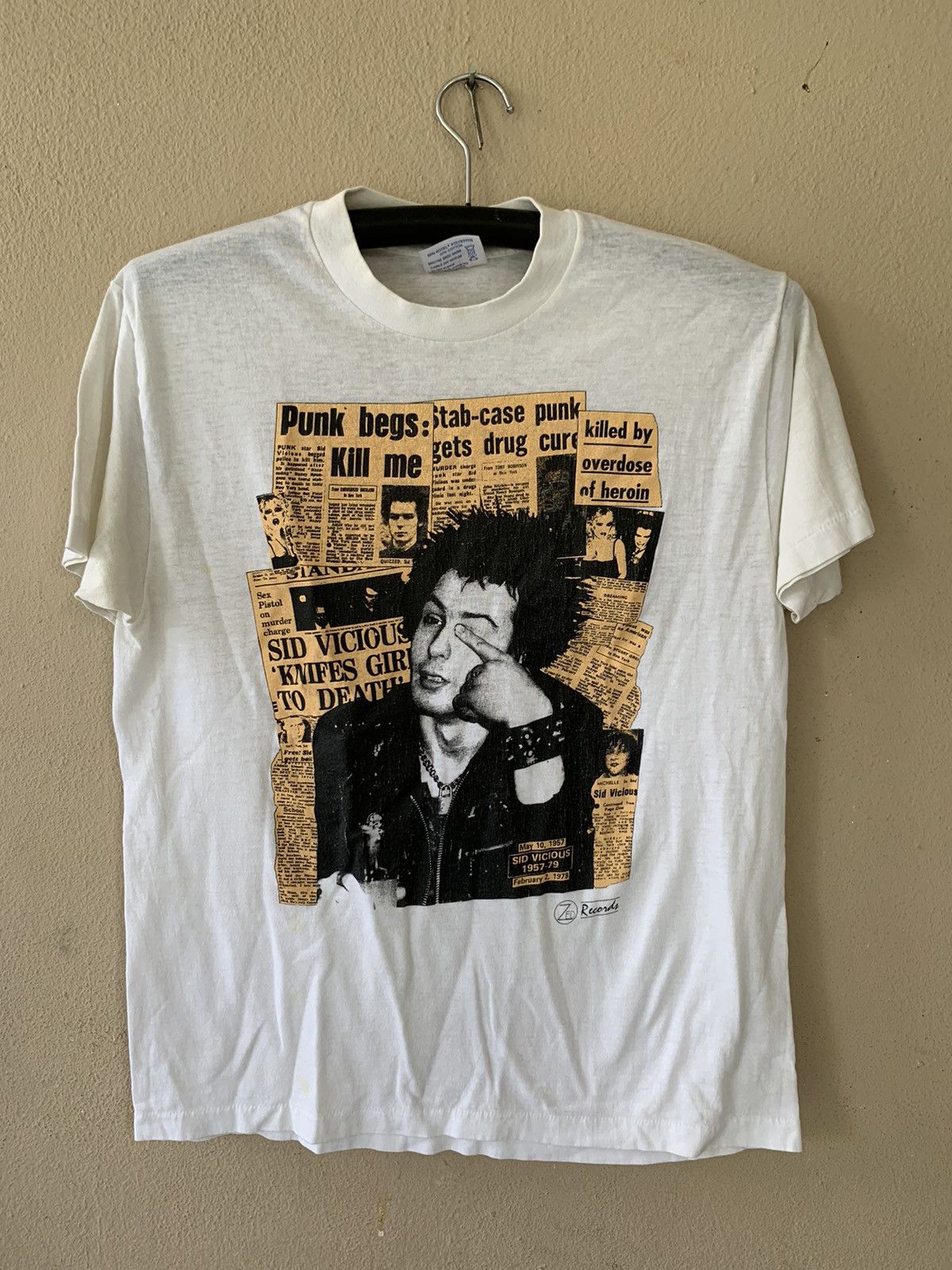 Vintage Sid Vicious Sex Pistols By Zed Records T Shirt Hoodie, Sweatshirt | FlexRushtees.com