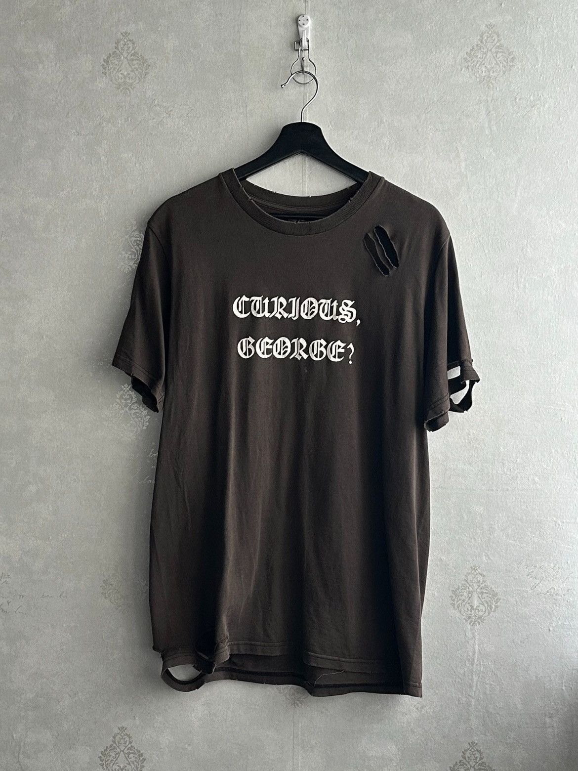 Number N Ine Sz 3 Number Nine 04aw Distressed Slogan Tee 2505 Hoodie, Sweatshirt | FlexRushtees.com
