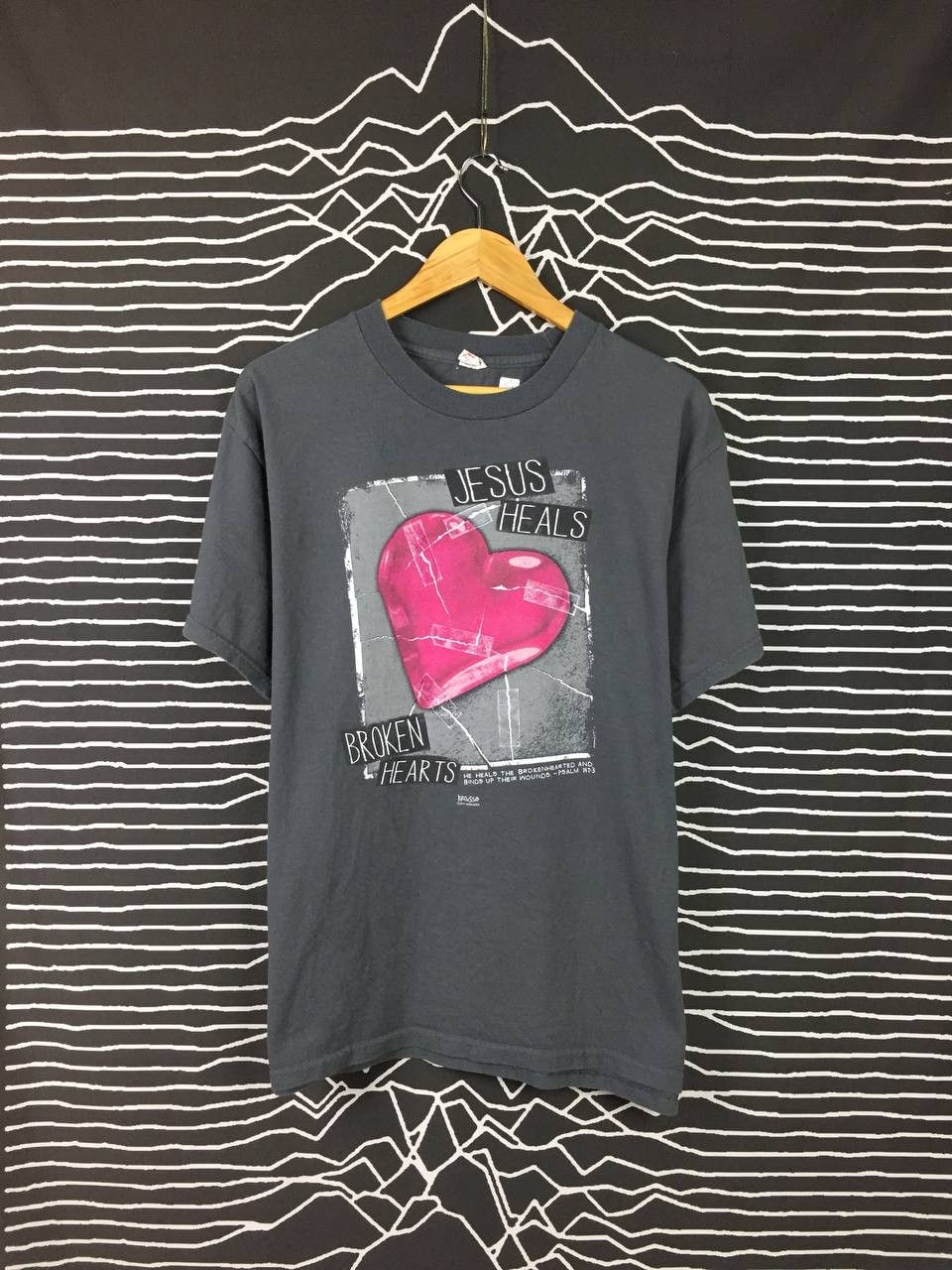 Vintage Vtg Jesus Heals Broken Heart Kerusso Art Tee Hoodie, Sweatshirt | FlexRushtees.com