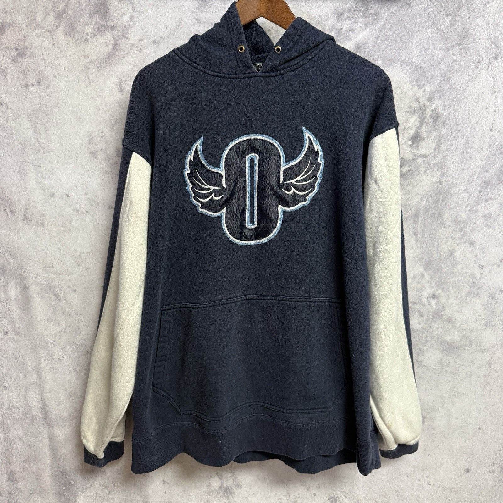 Vintage Outkast Hoodie Sweatshirt Mens Xl 2000s Hip Hop T-Shirts | AU16VibeMintTees.com