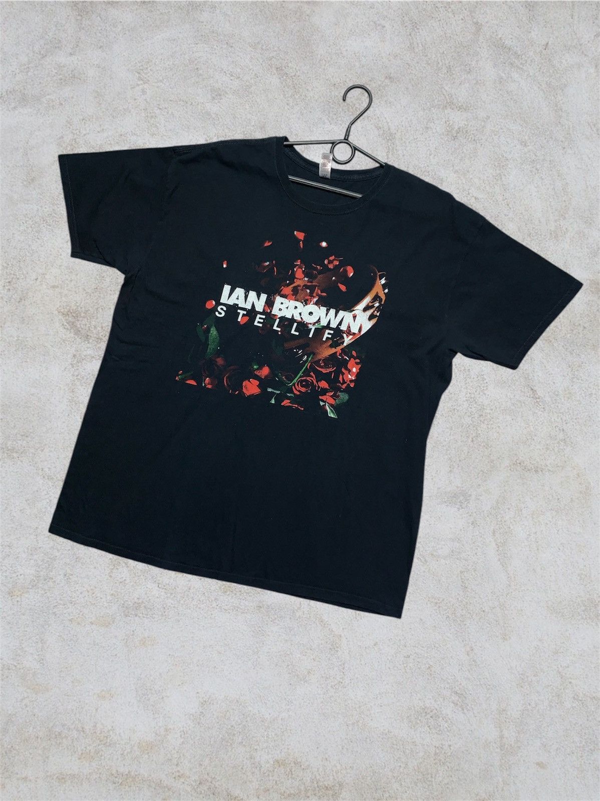 Ian Brown Vintage 2009 T Shirt Tee Size Xl Hoodie, Sweatshirt | FlexRushtees.com