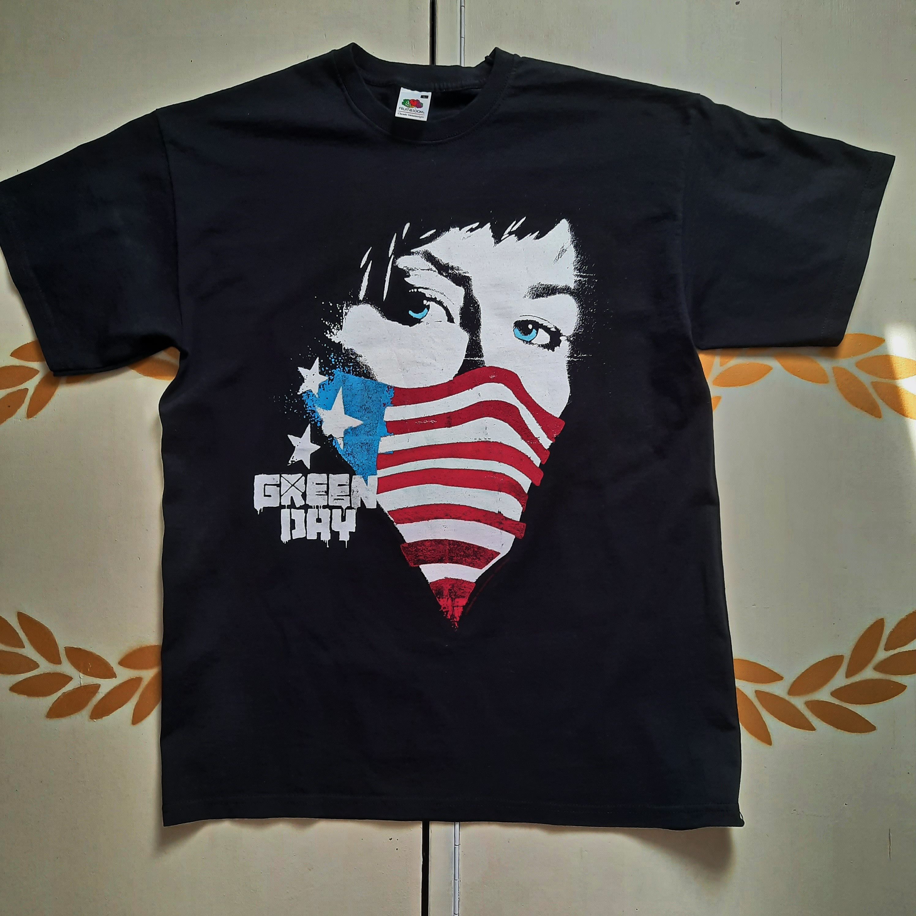 Fruit Of The Loom Green Day 21st Century Breakdown T Shirt 2009 Hoodie, Sweatshirt | FlexRushtees.com
