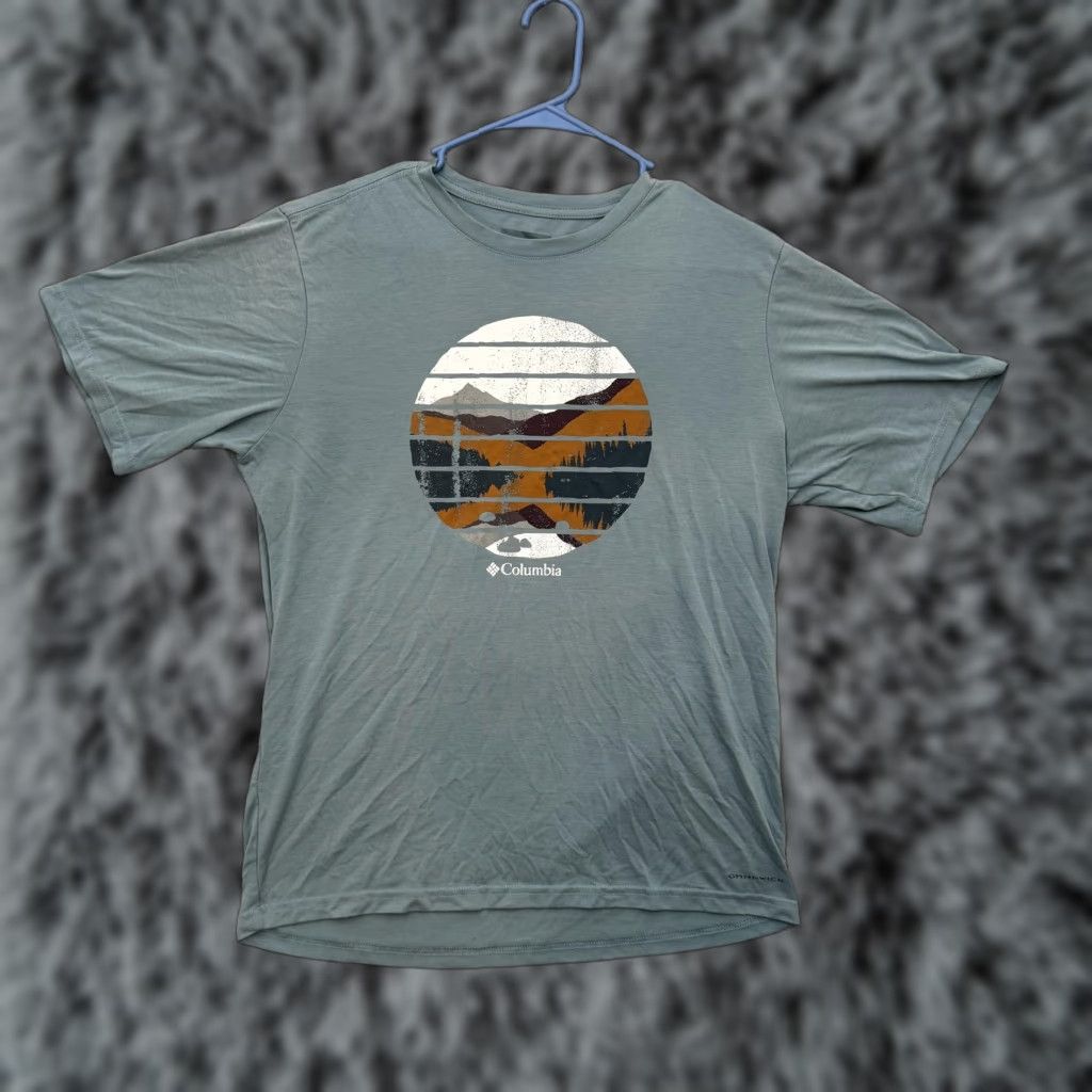 Vintage Columbia Shirt Mens Medium Omni Wick Performance Graphic Outdoors Hiking Tee Hoodie, Sweatshirt | FlexRushtees.com