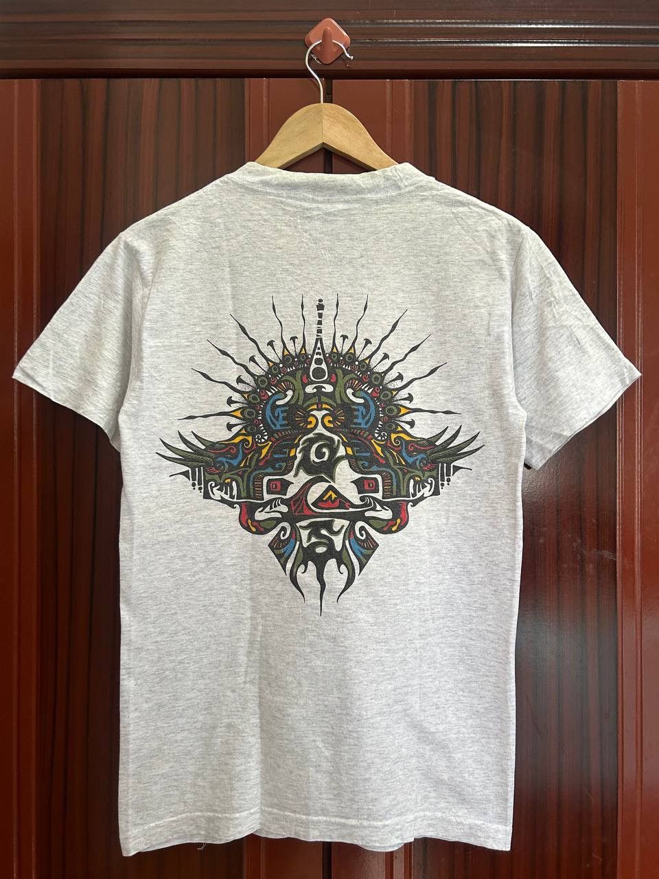 Vintage Quiksilver Tribal Tatoo Logo Tee
