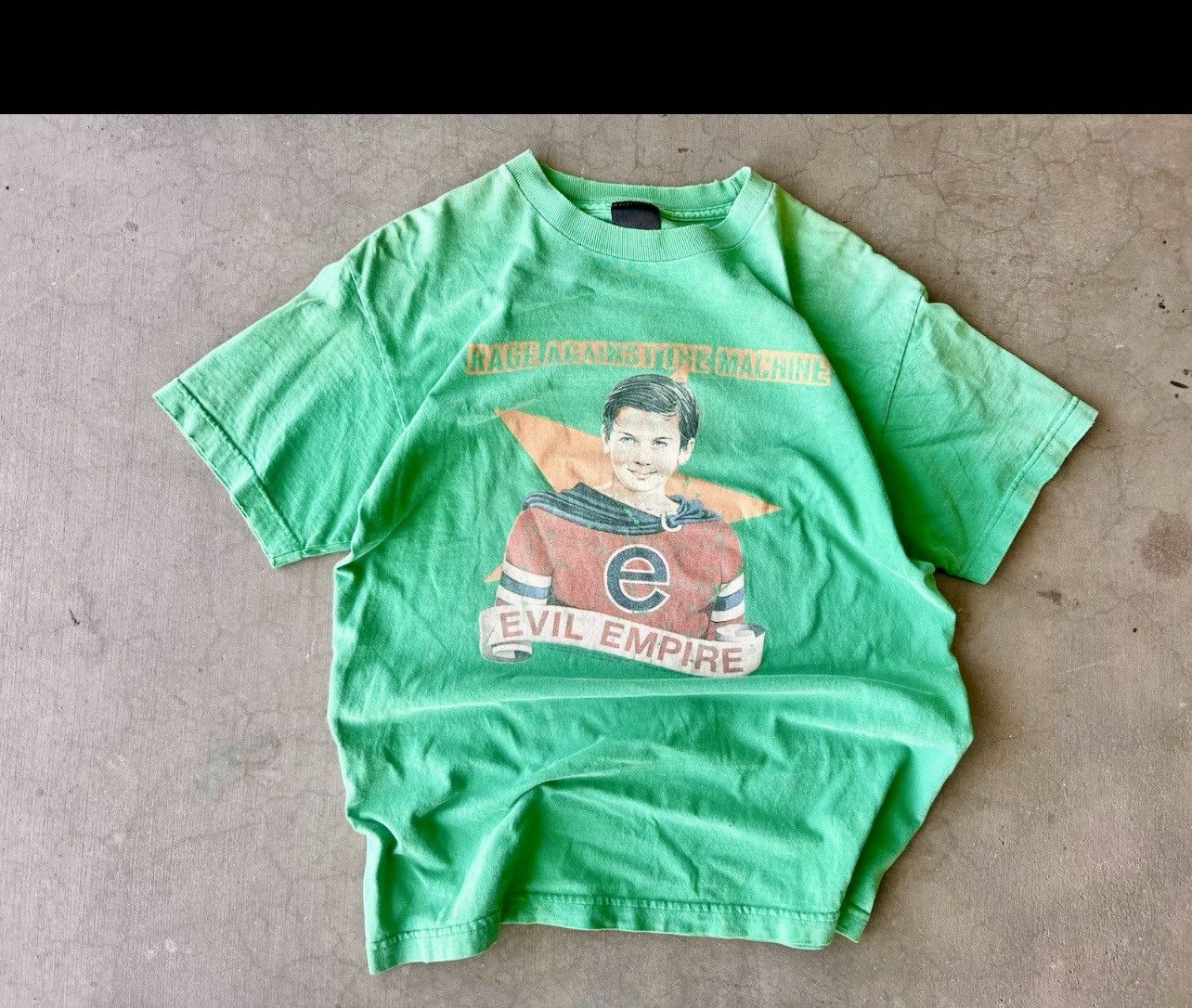 Vintage 1996 Giant Rage Against The Machine Evil Empire Sz M T-Shirts, Hoodie, Sweatshirt | FlexRushtees.com