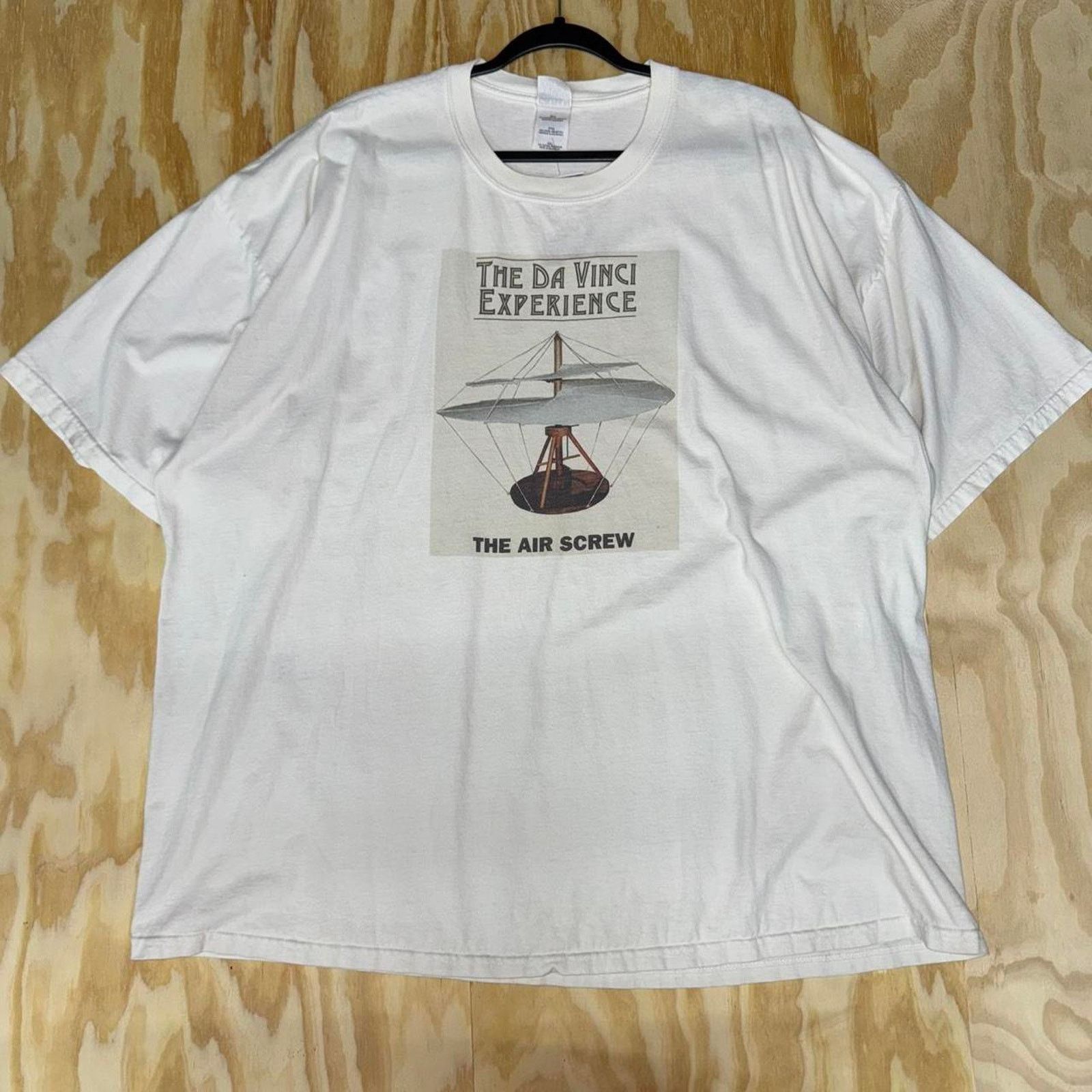 Gildan Vintage Y2k Da Vinci Museum 2000s Tourist T Shirt Hoodie, Sweatshirt | FlexRushtees.com