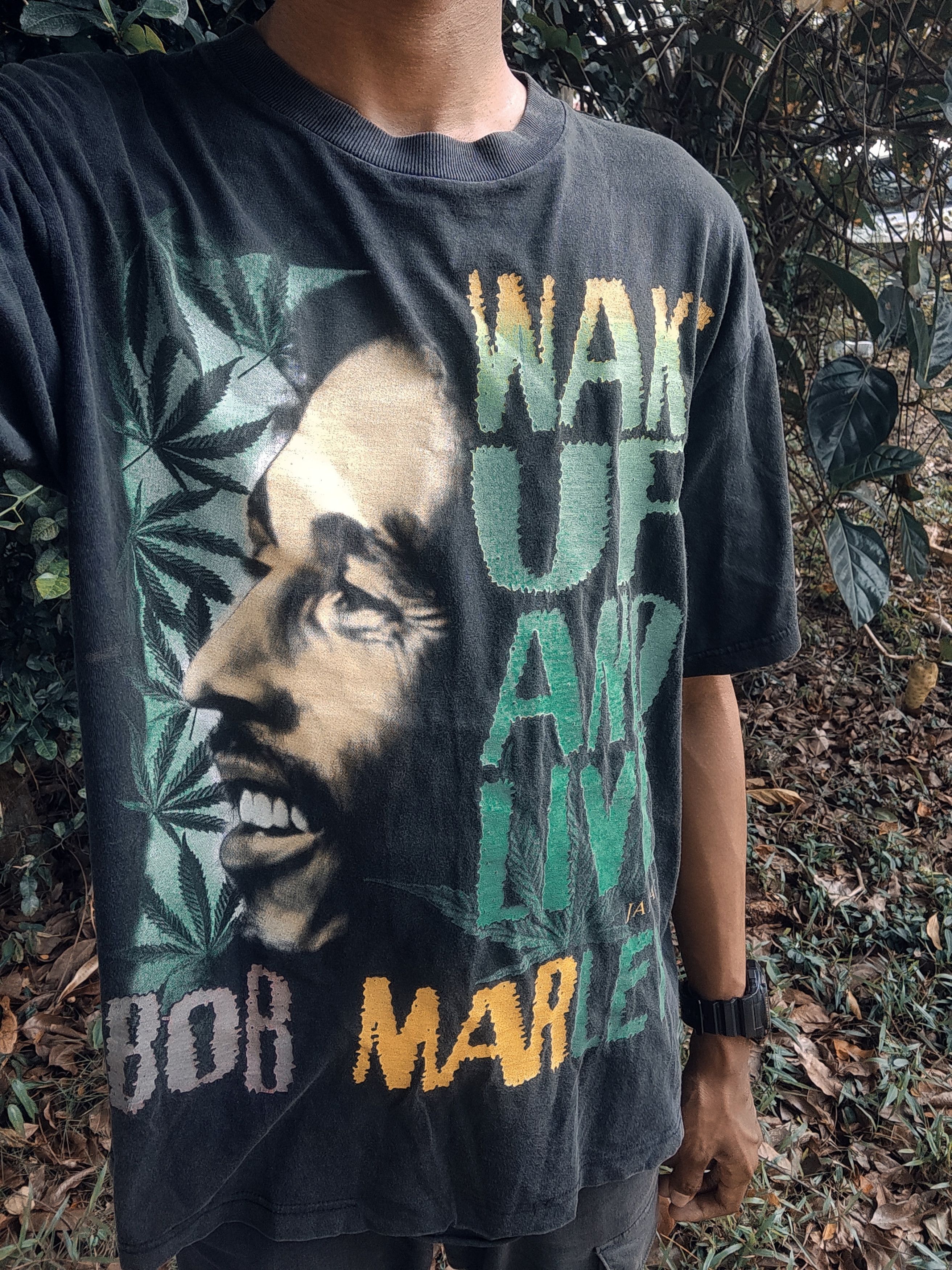 Bob Marley X Vintage Vintage Bob Marley Wake Up And Live Rap Tees Hoodie, Sweatshirt | AU16VibeMintTees.com