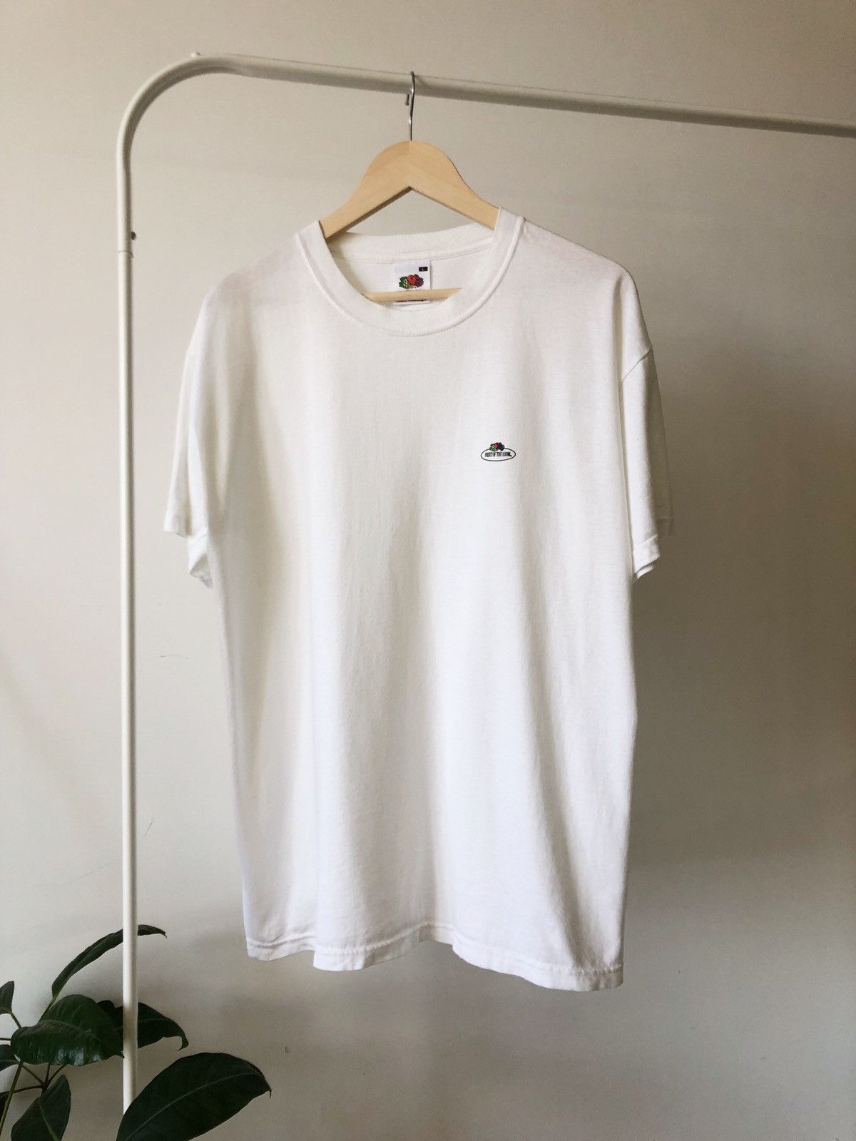 Vintage Fruit Of The Loom T Shirt Small Logo