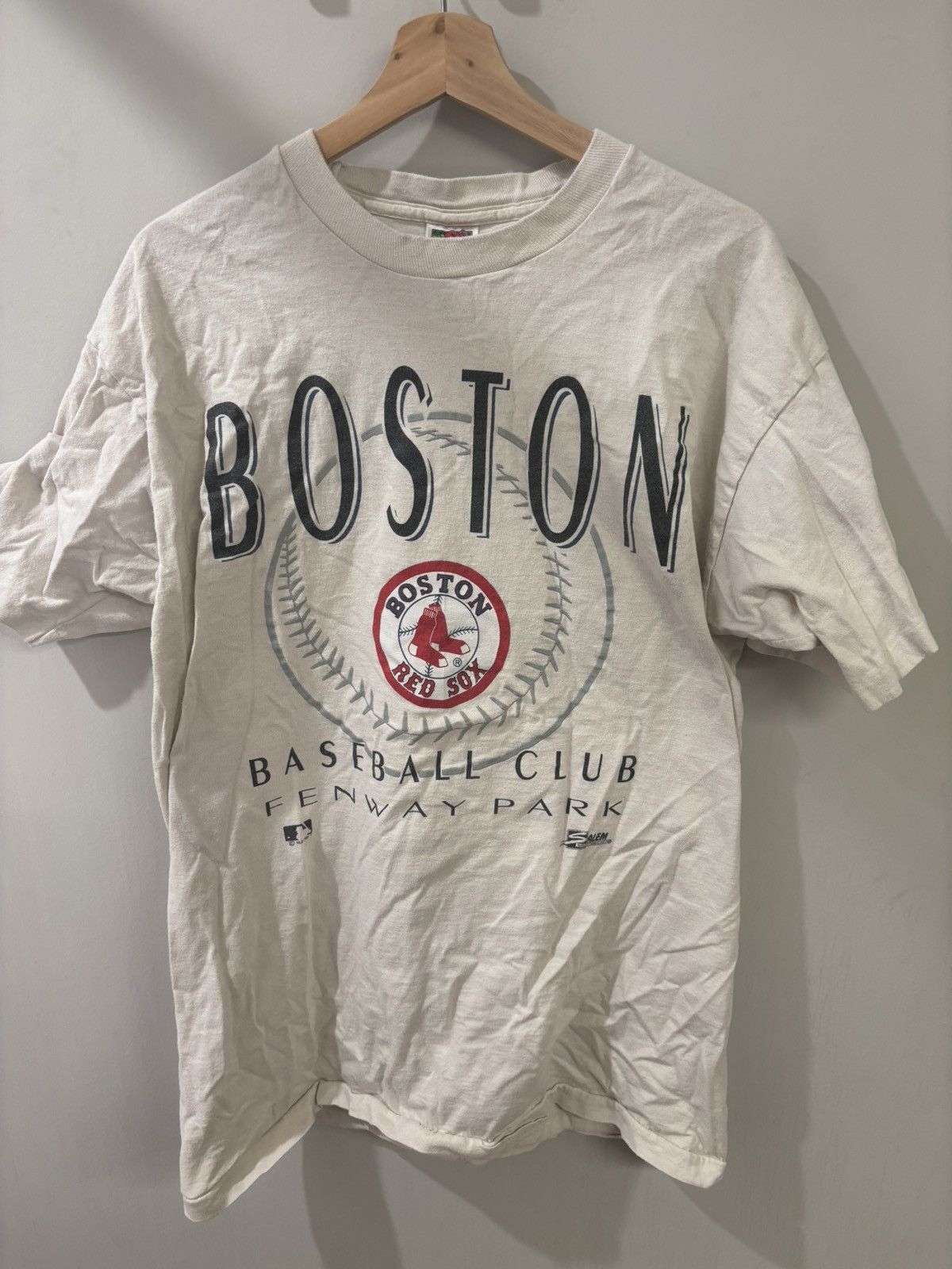 Fruit Of The Loom Vintage Boston Red Sox Tee