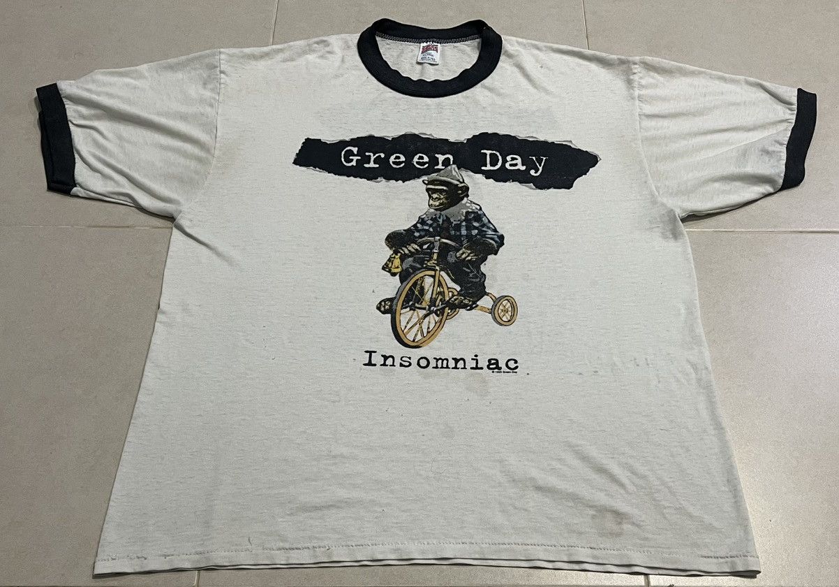 Band Tees Vtg Green Day Shirt Blink 182 Hoodie, Sweatshirt | FlexRushtees.com
