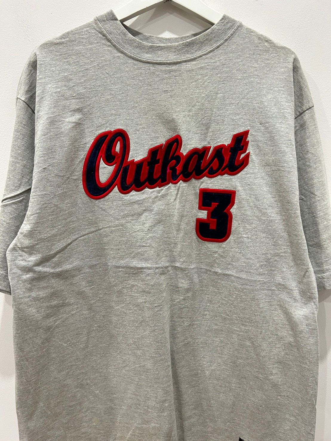 Rap Tees X Vintage Vintage Outkast T Shirt Size L Hoodie, Sweatshirt | FlexRushtees.com
